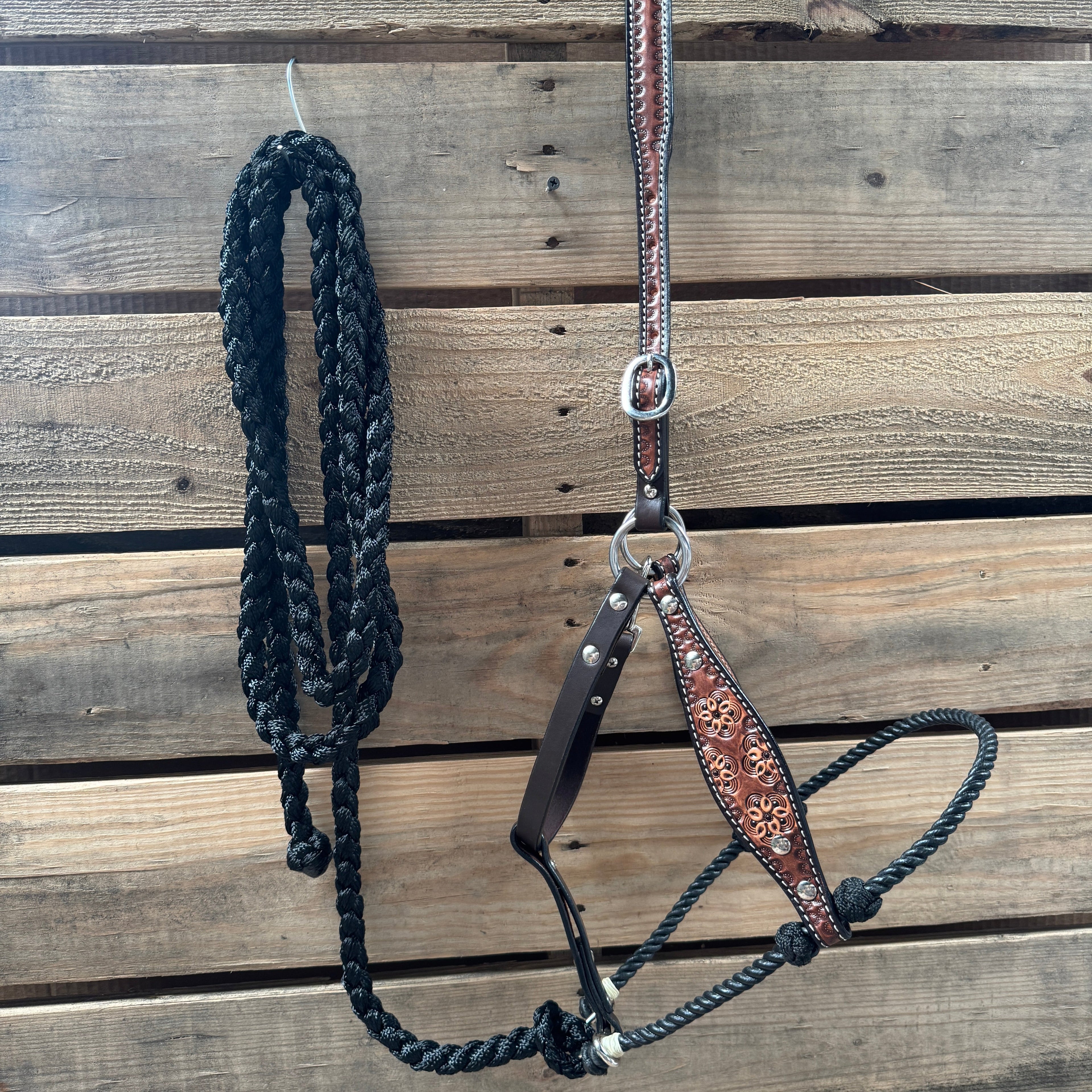 Plain Leather Lariat Halter