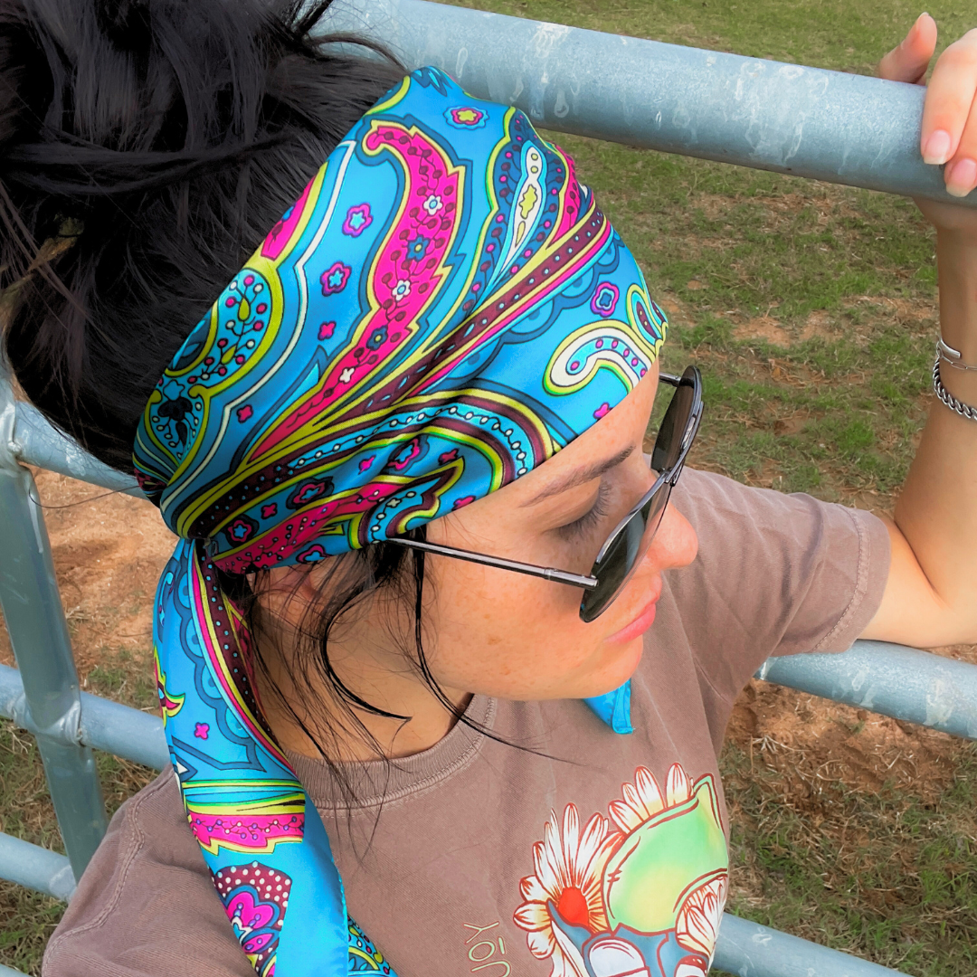 35X35" Blue Fun Floral Wild Rag / Scarf WR1019