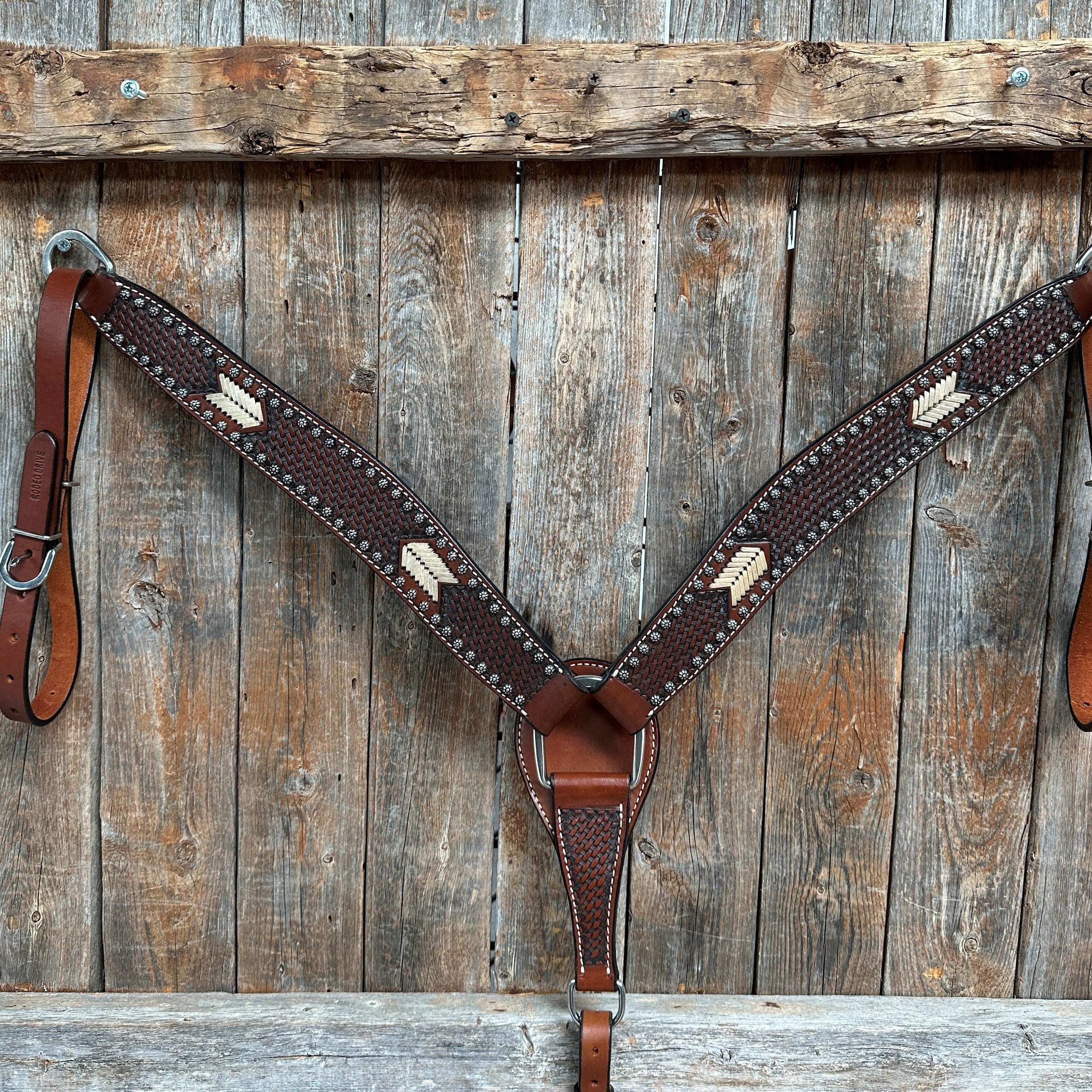 Rawhide One Ear/ Breastcollar Tack Set