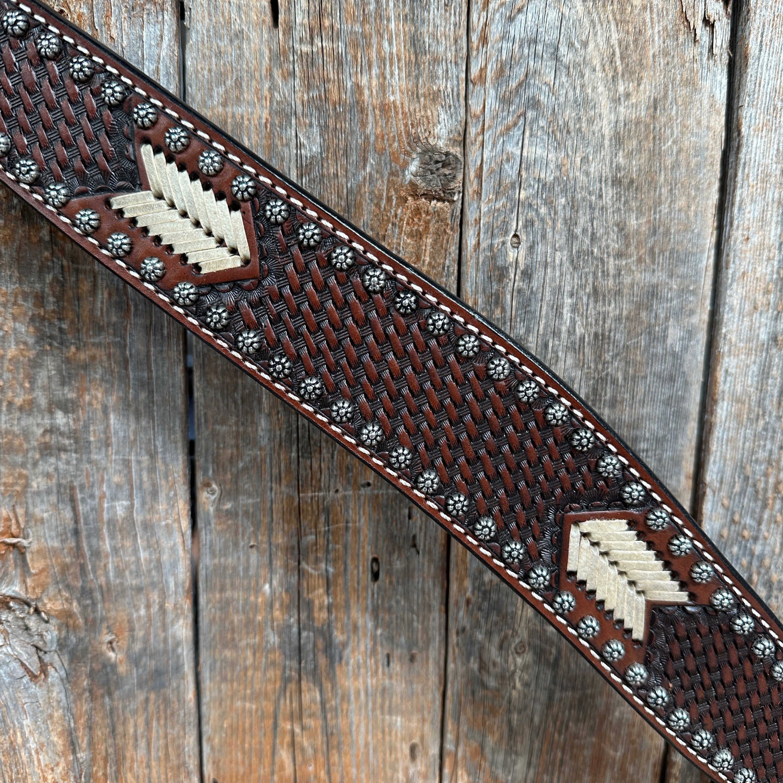 Rawhide One Ear/ Breastcollar Tack Set