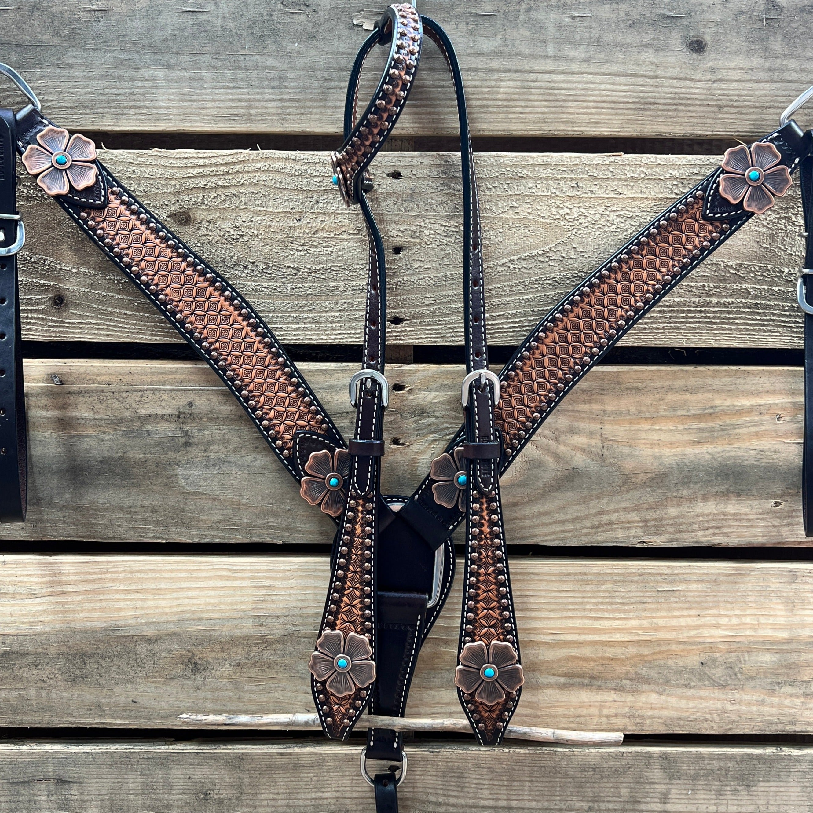 Two Tone Honeycomb Copper Flower Browband/One Ear Headstall & Breastcollar Tack Set #BBBC610
