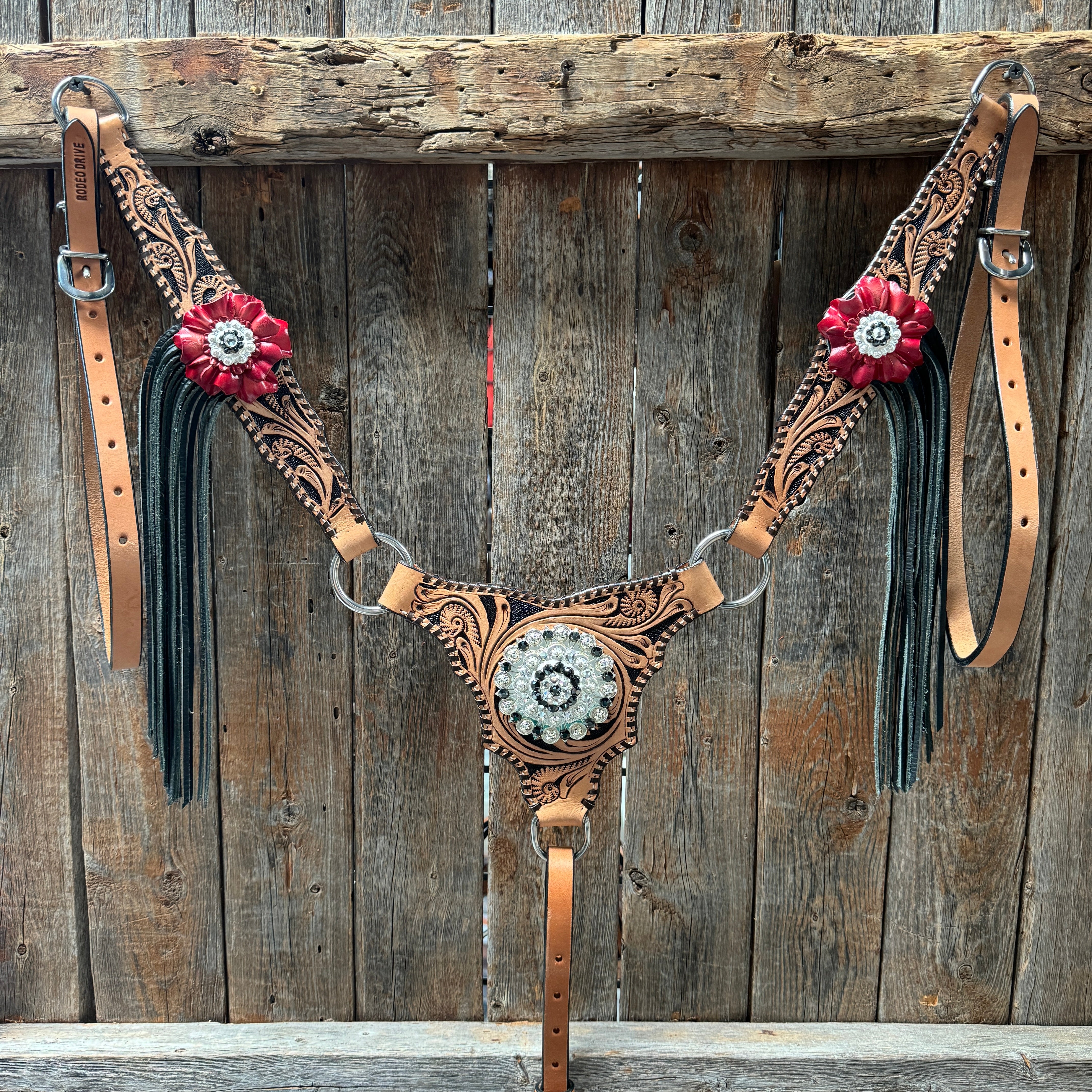 Floral Whipstitch Black and Red Browband / One Ear - Triangle / Gladiator Breastcollar Tack Set #BBBC642