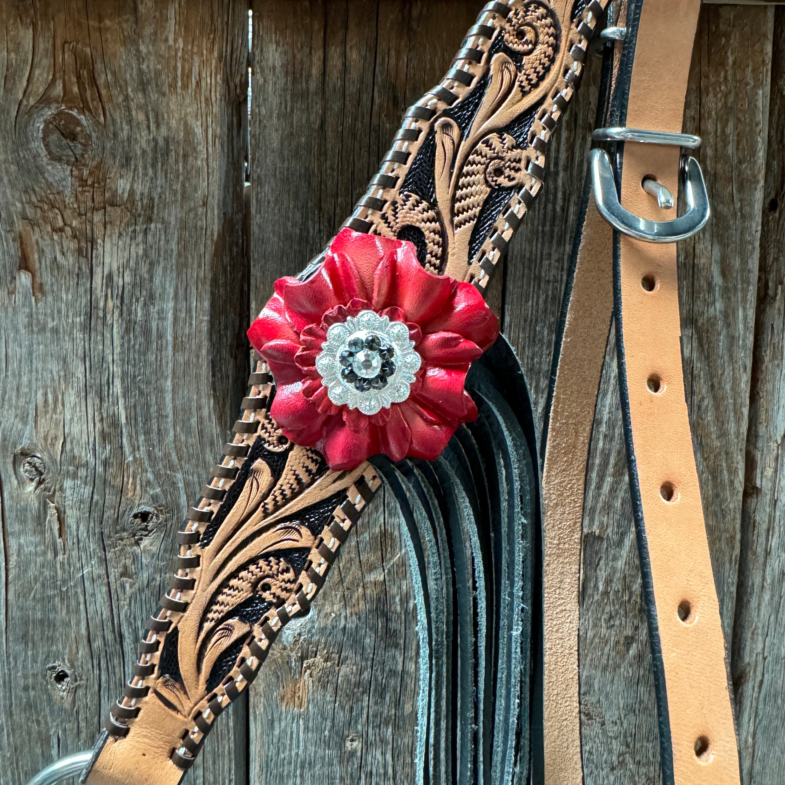 Floral Whipstitch Black and Red Browband / One Ear - Triangle / Gladiator Breastcollar Tack Set #BBBC642