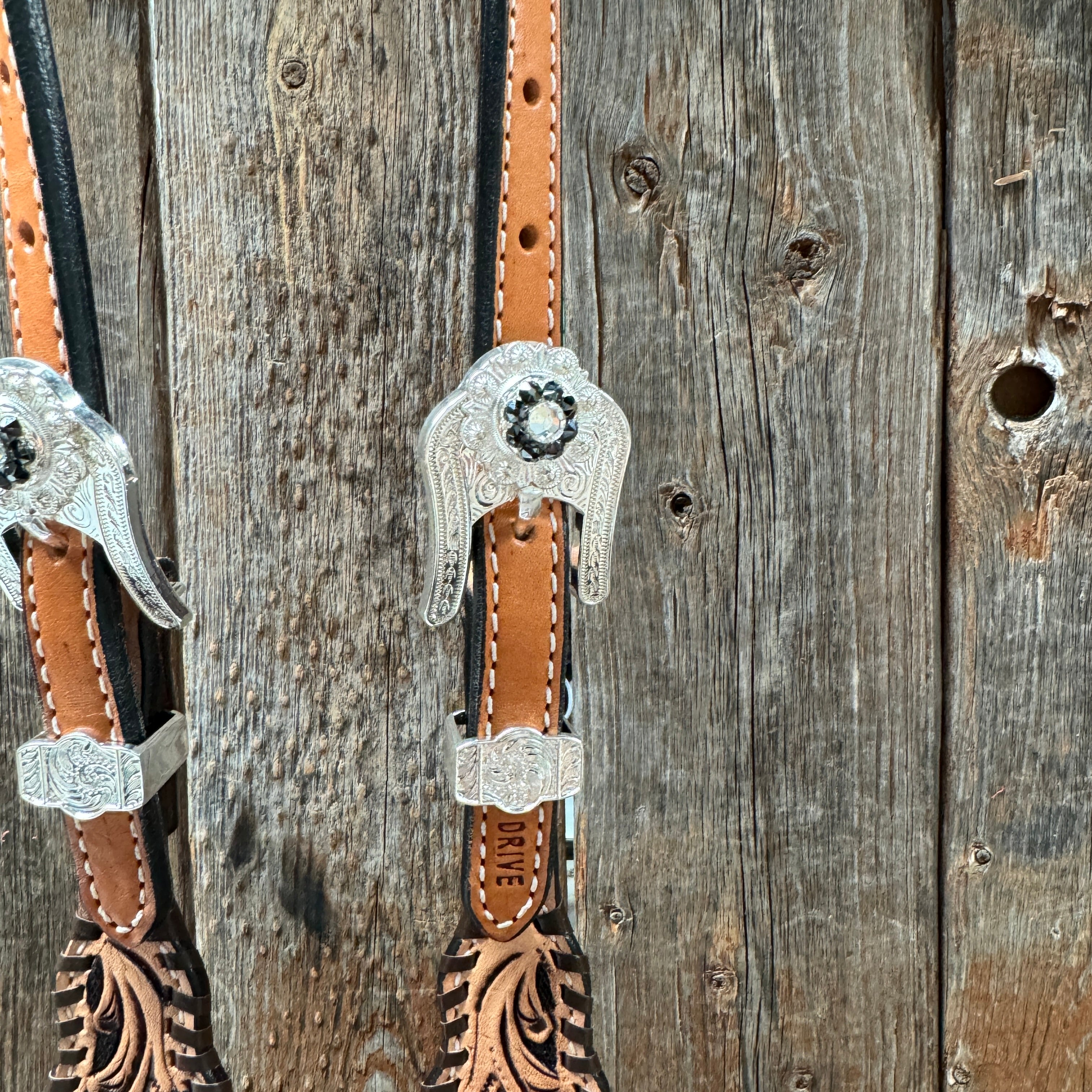 Floral Whipstitch Black and Red Browband / One Ear - Triangle / Gladiator Breastcollar Tack Set #BBBC642