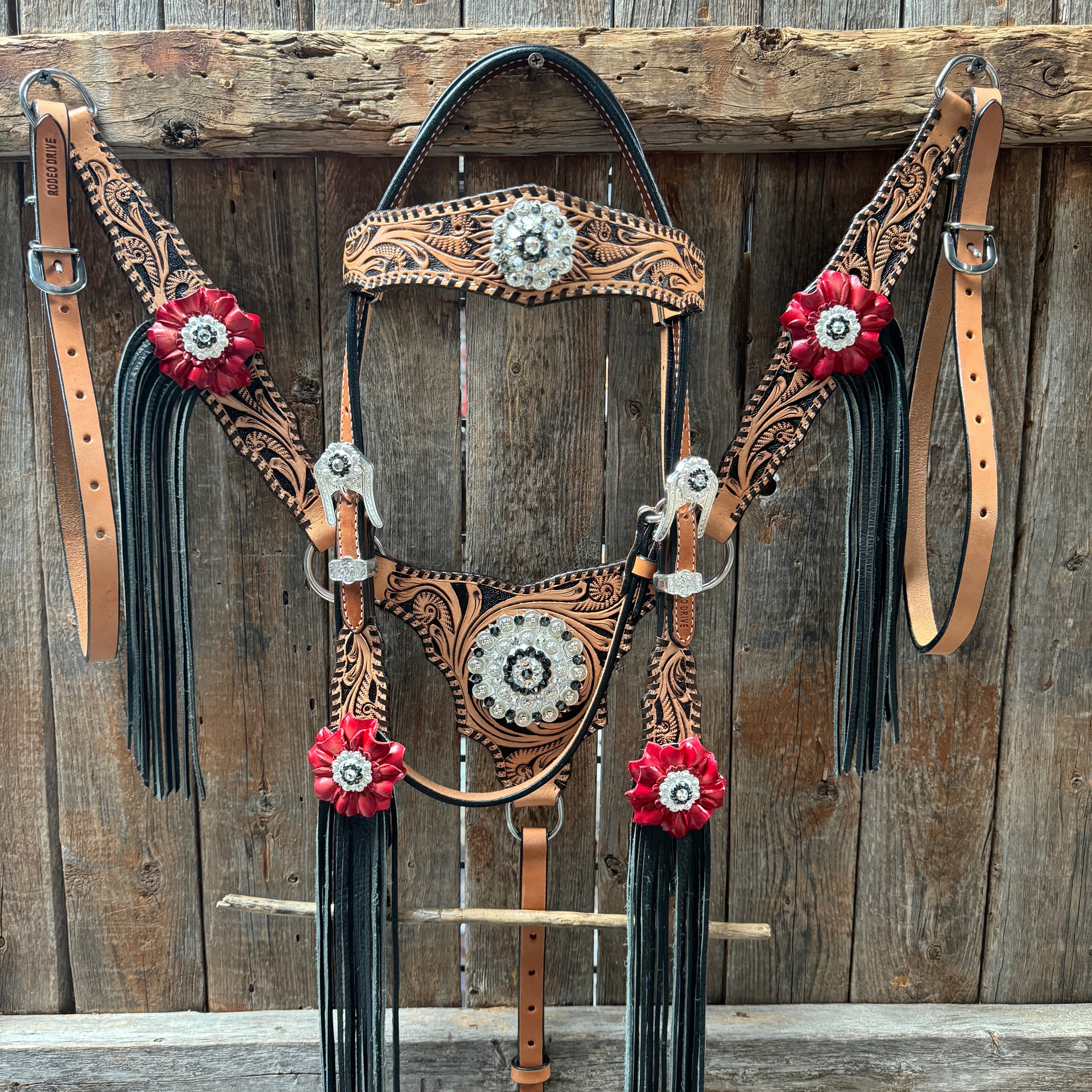 Floral Whipstitch Black and Red Browband / One Ear - Triangle / Gladiator Breastcollar Tack Set #BBBC642