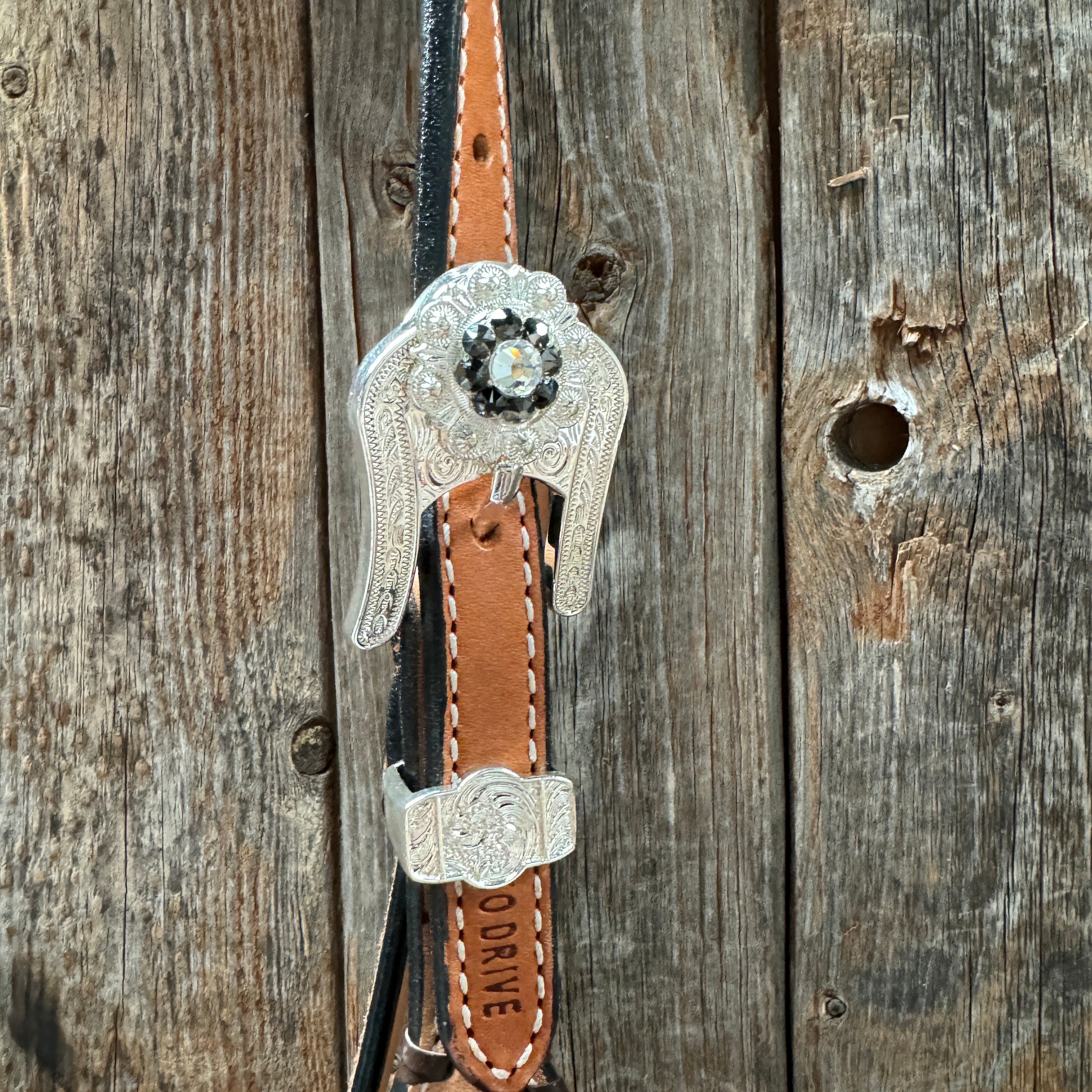 Floral Whipstitch Black and Red Browband / One Ear - Triangle / Gladiator Breastcollar Tack Set #BBBC642