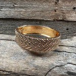 Gold Dot and Line Fashion Cuff XI136