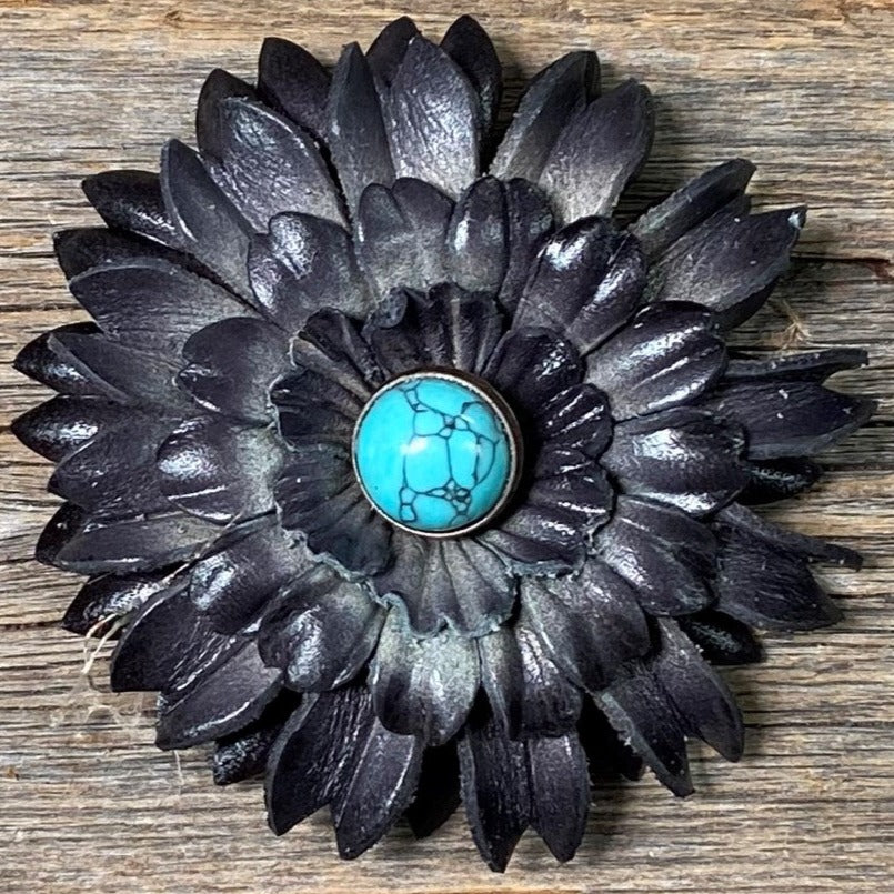 Hand Painted Leather Flowers - Daisies - Round Turquoise Cabochons