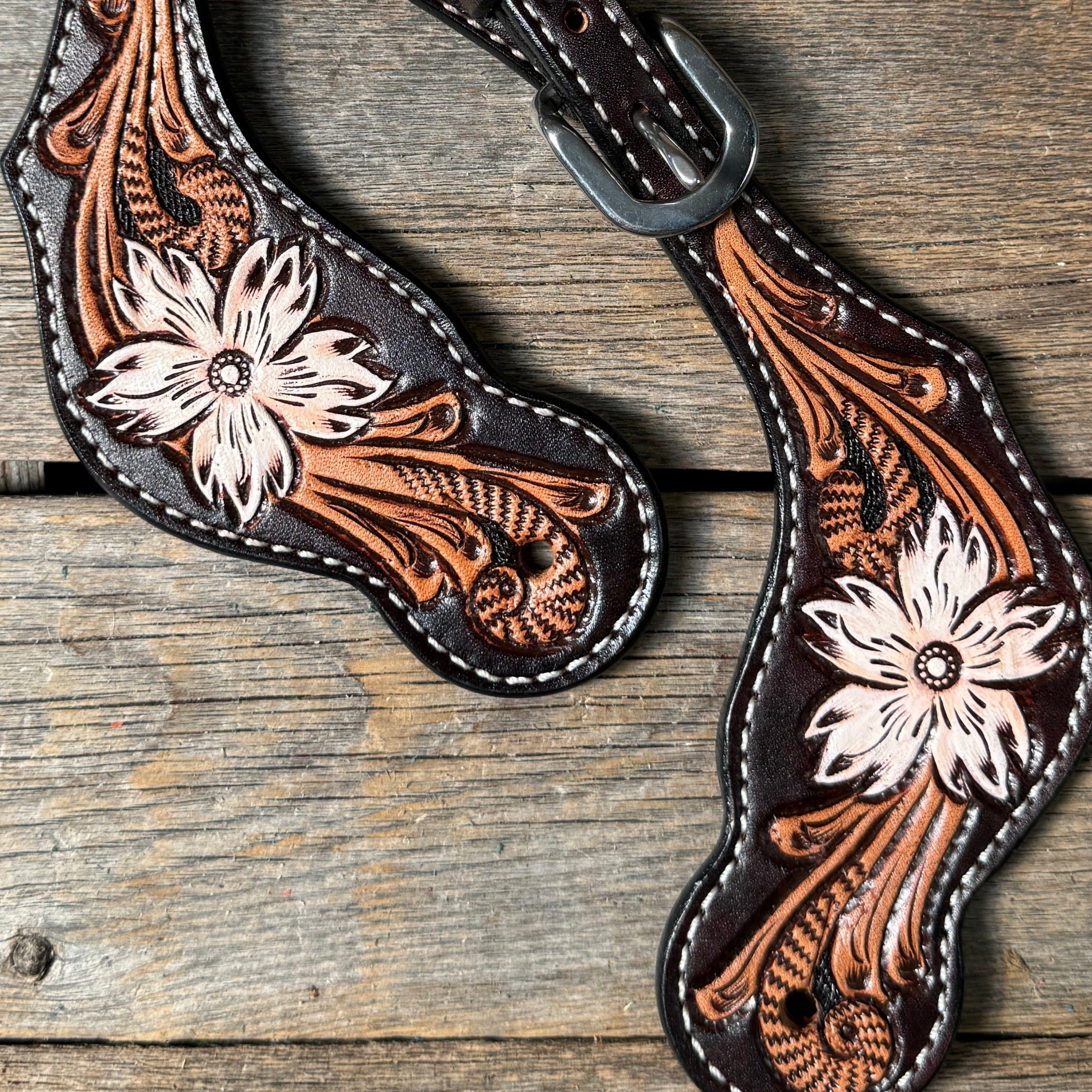 Triple Tone Floral Spur Straps