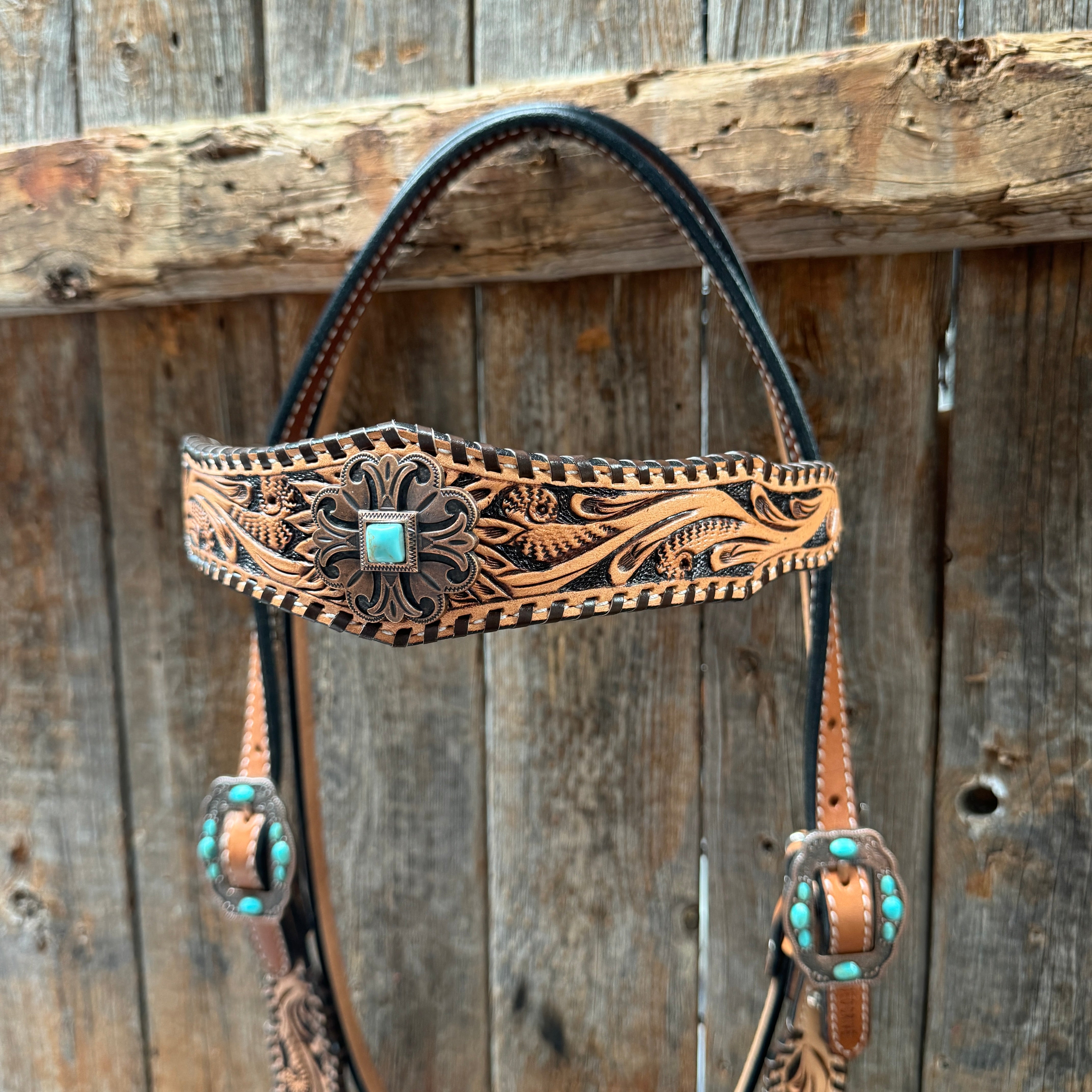 Light Oil Floral Whipstitch and Turquoise Browband/ One Ear Triangle / Gladiator Breastcollar Tack Set #BBBC641