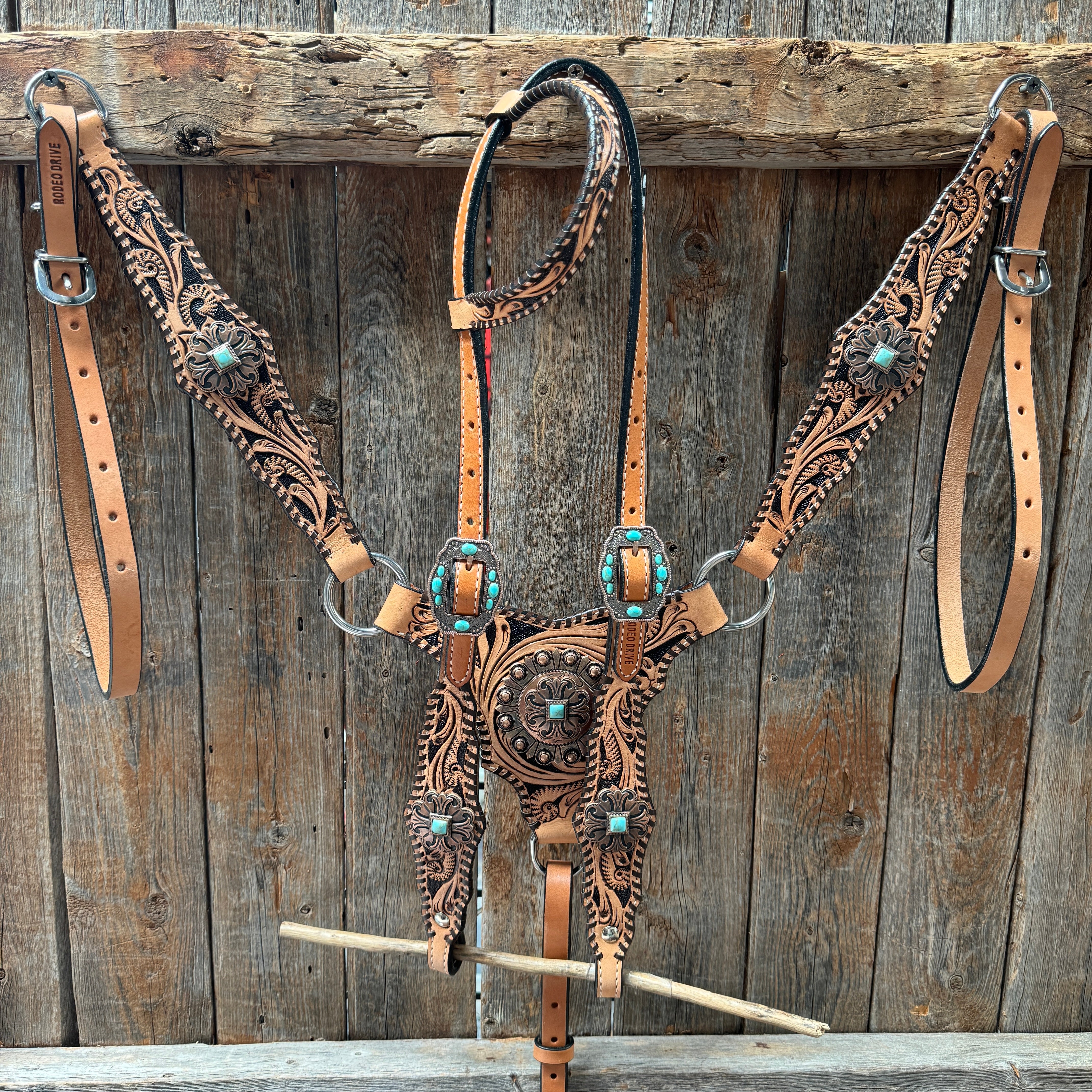 Light Oil Floral Whipstitch and Turquoise Browband/ One Ear Triangle / Gladiator Breastcollar Tack Set #BBBC641