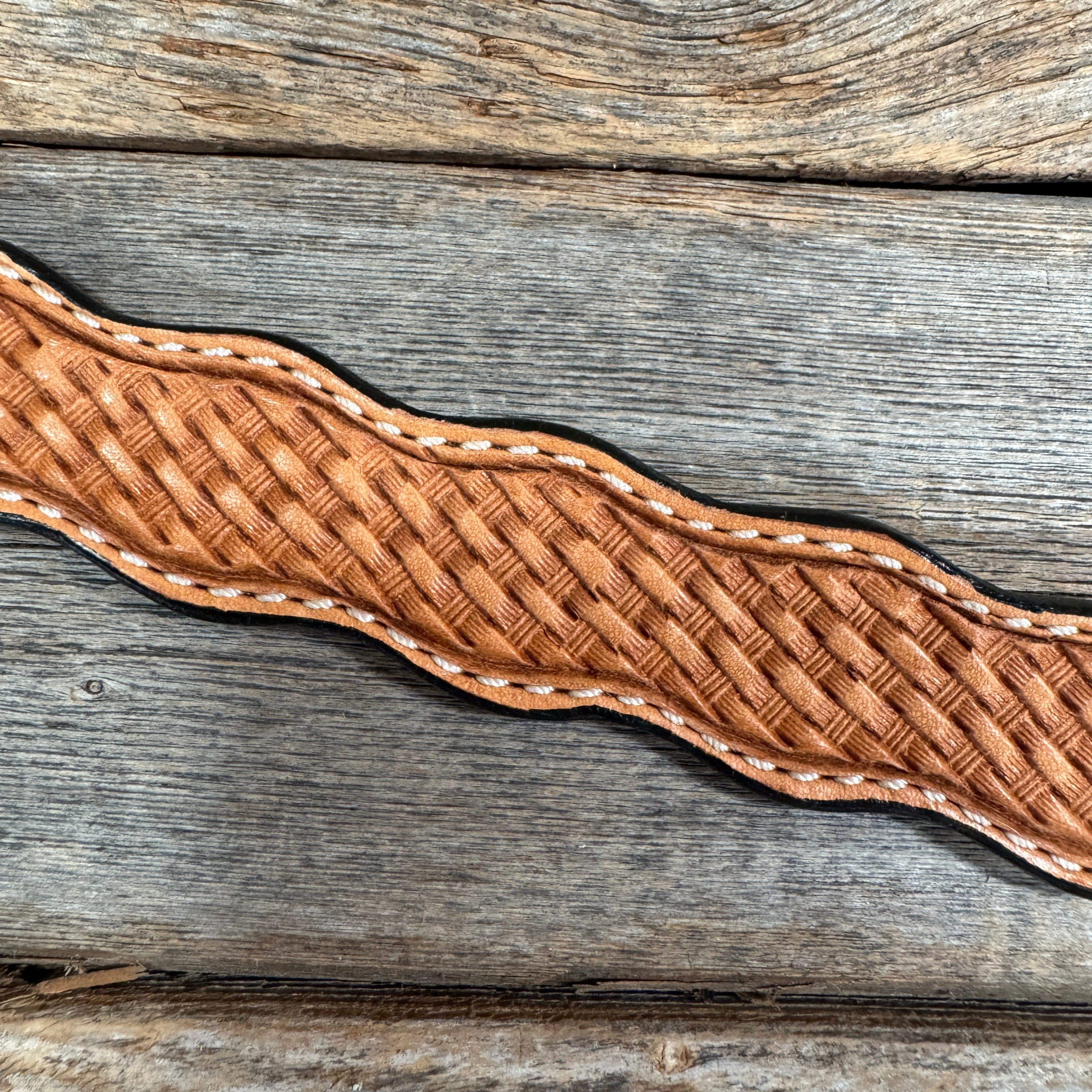 Light Oil Genuine Leather Dog Collars Sizes 10"-28"