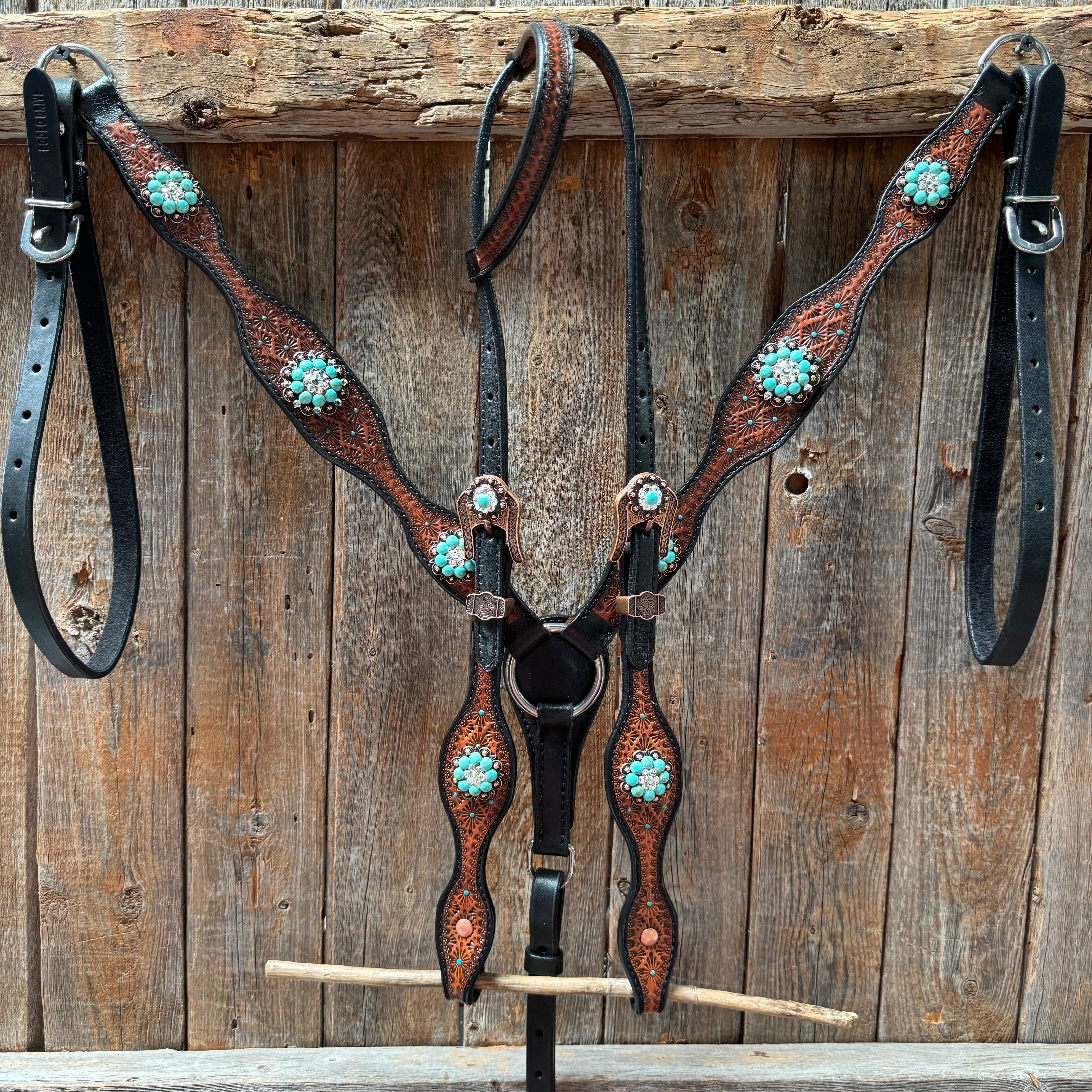 Teal Diamond Turquoise and Clear Browband / One Ear - Breastcollar Tack Set #BBBC644