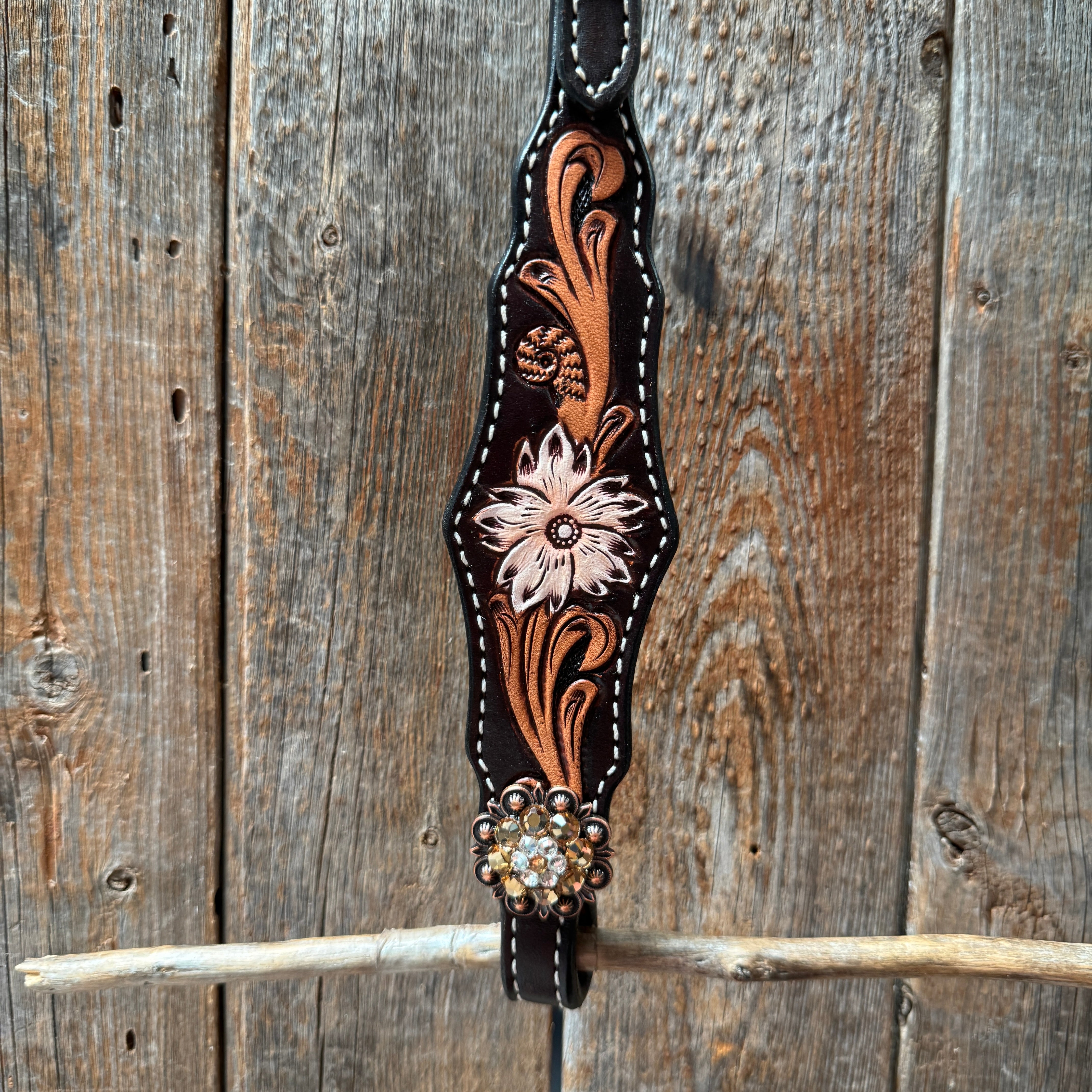 Triple Tone Floral Champagne and Clear Browband / One Ear - Triangle / Gladiator Breastcollar Tack Set #BBBC648