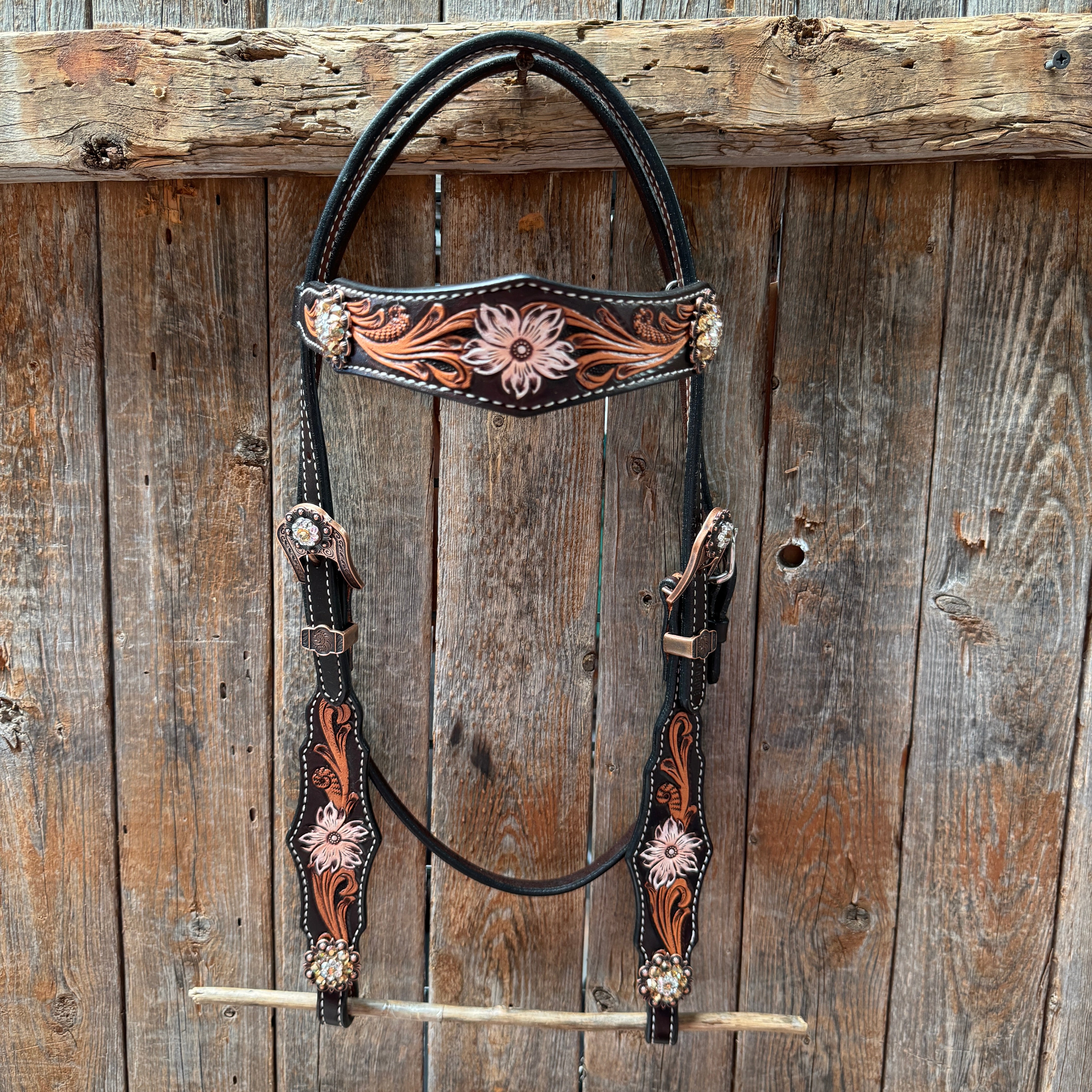 Triple Tone Floral Champagne and Clear Browband / One Ear - Triangle / Gladiator Breastcollar Tack Set #BBBC648