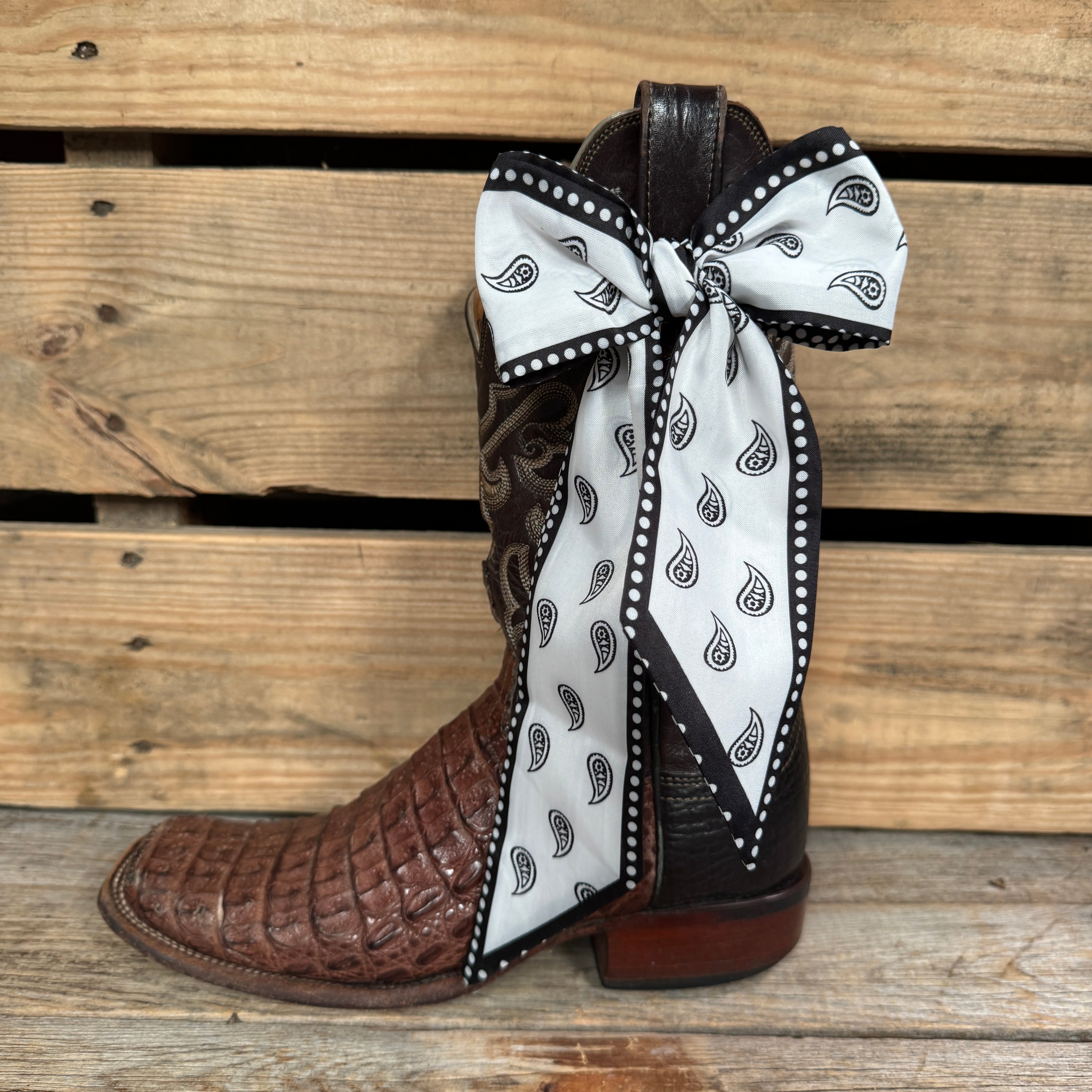 Black and White Western Skinny Mini Wild Rag Scarf / Cowgirl Necktie #TW120
