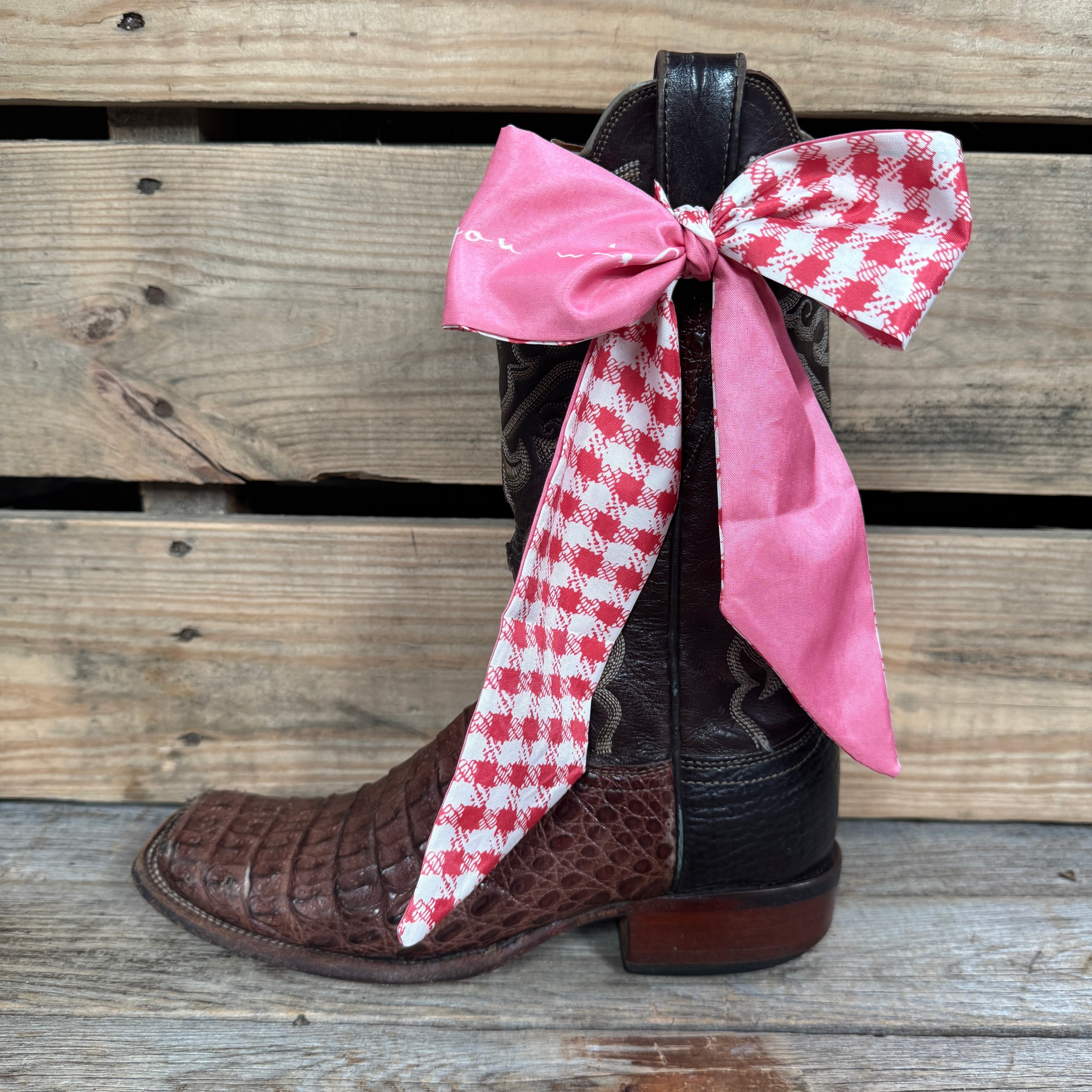 Red and White Western Skinny Mini Wild Rag Scarf / Cowgirl Necktie #TW124