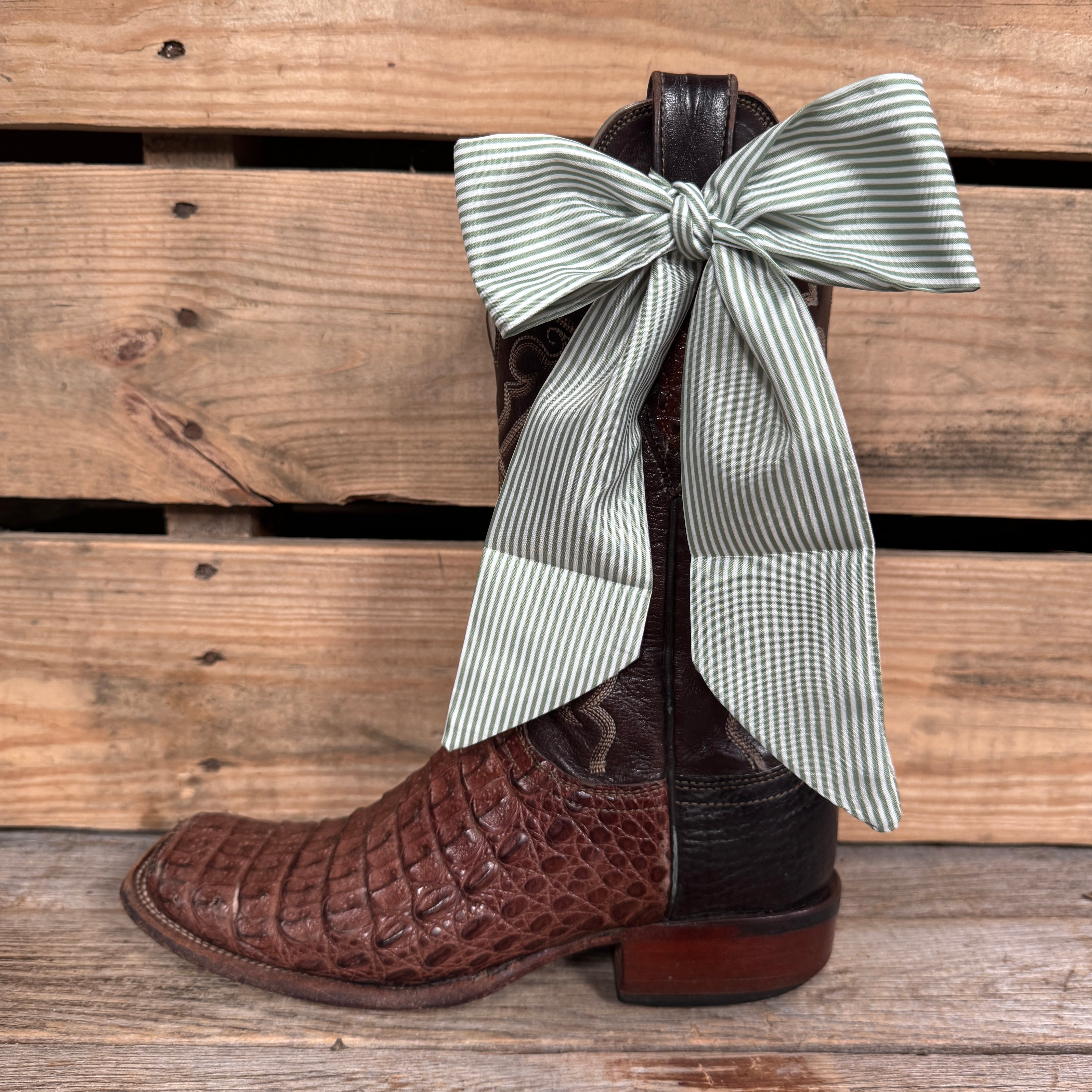 Green and White Western Skinny Mini Wild Rag Scarf / Cowgirl Necktie  #TW127