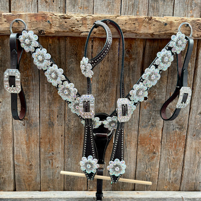 ONE EAR TACK SET