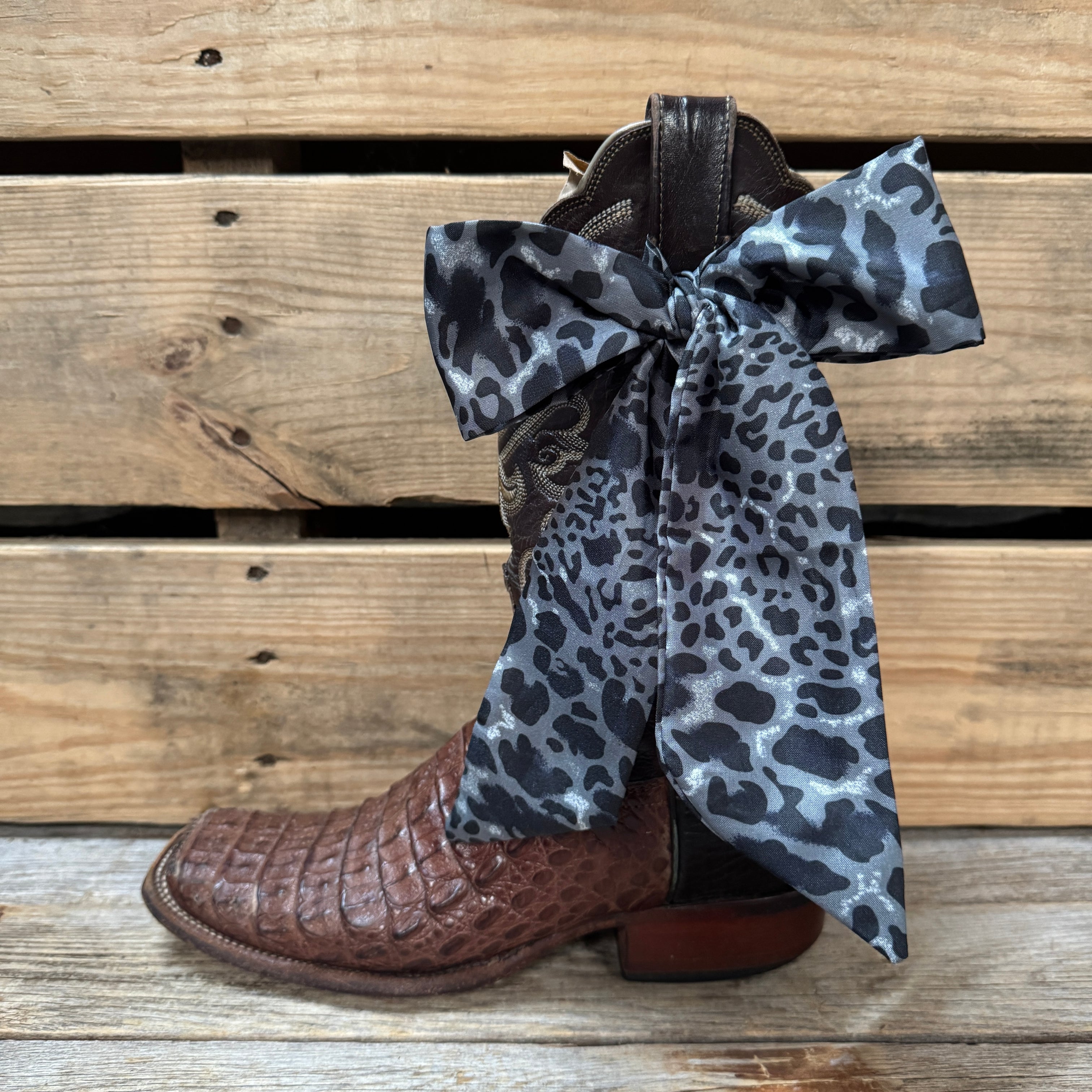Foulard Western Cowgirl Heart Breaker - Argenté - Multifonction Avec Anneau Coulissant