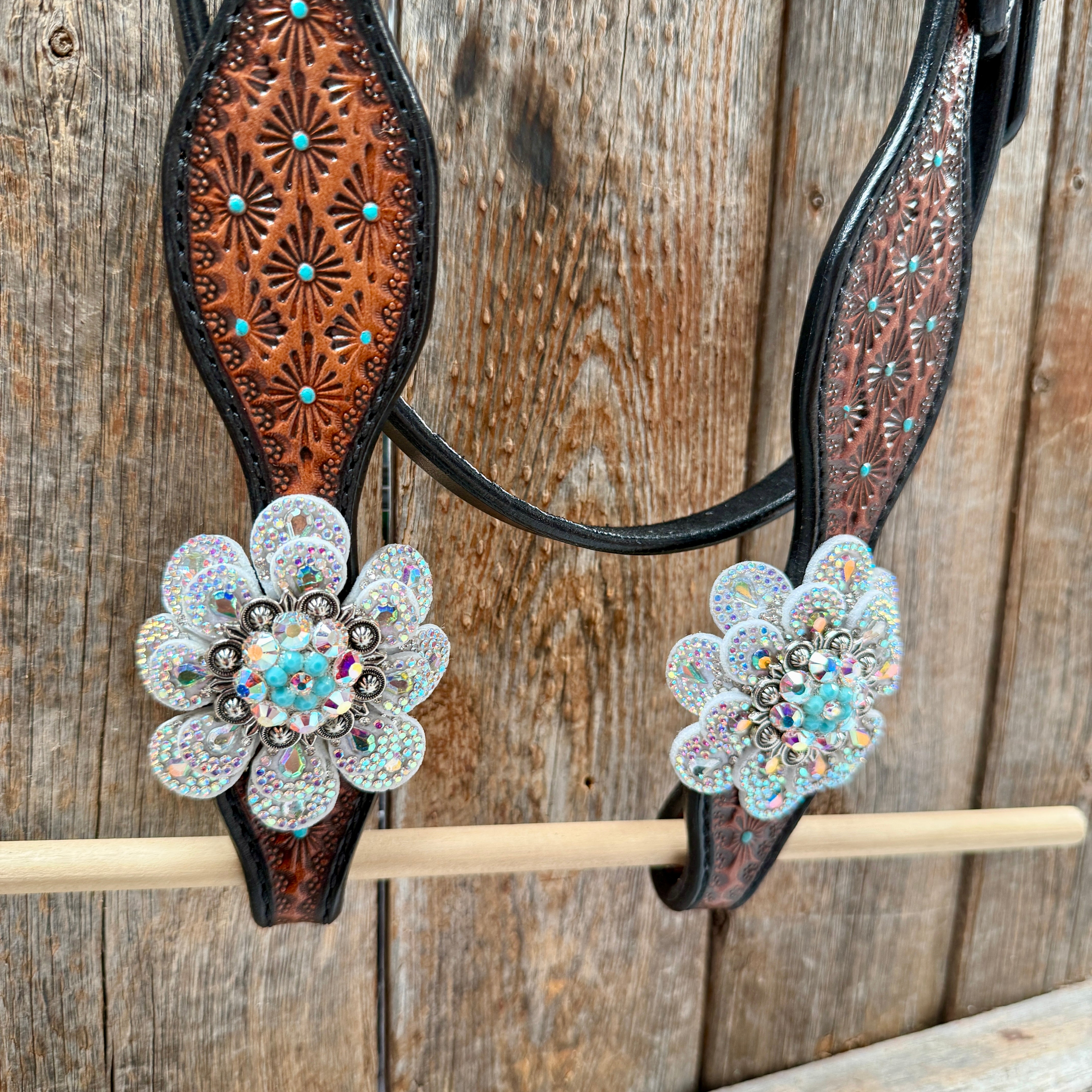 Teal Diamond Turquoise and AB Browband / One Ear - Breastcollar Tack Set #BBBC484