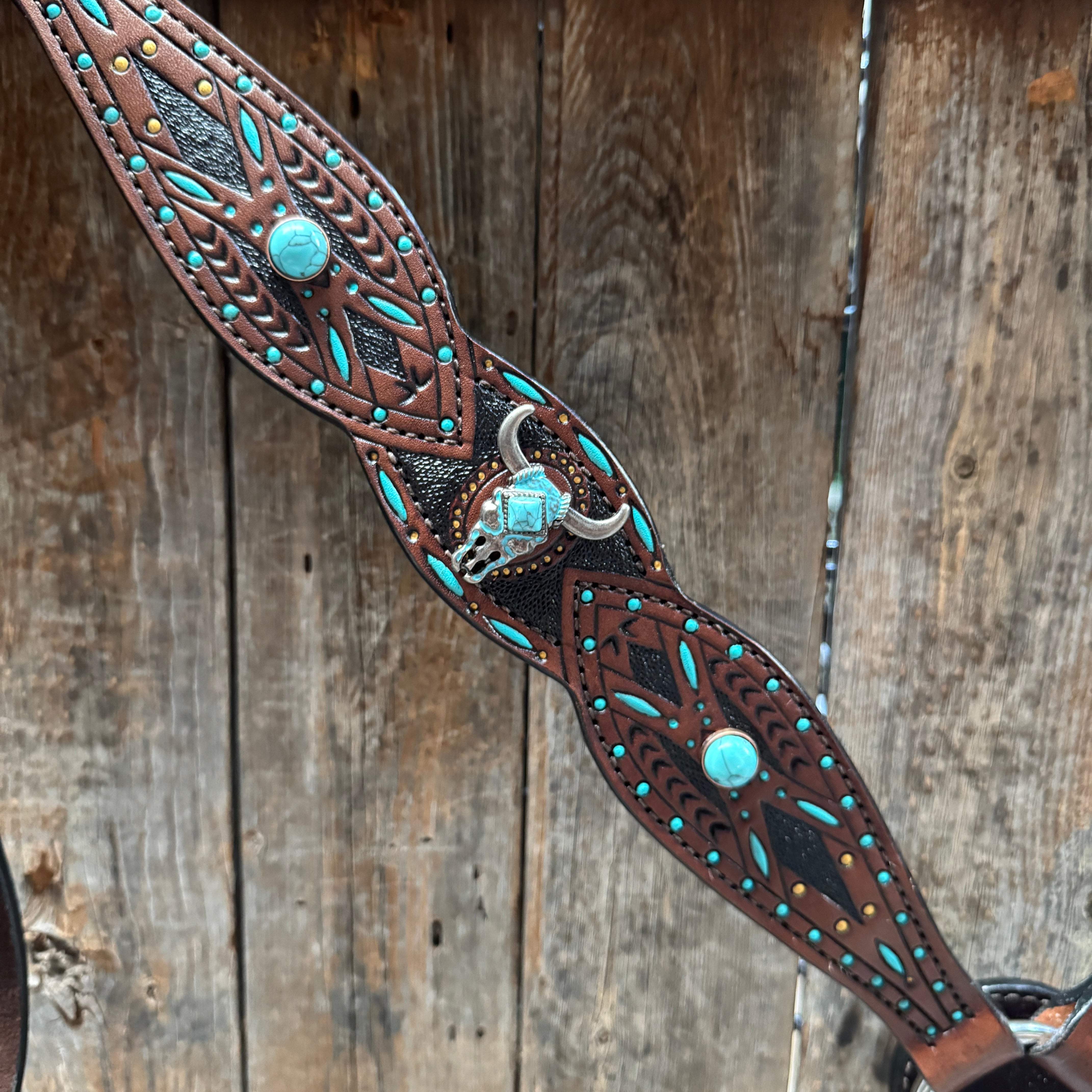 Dark Oil Hand Painted Steer Head and Turquoise Browband/One Ear and Breastcollar Tack Set #BBBC488