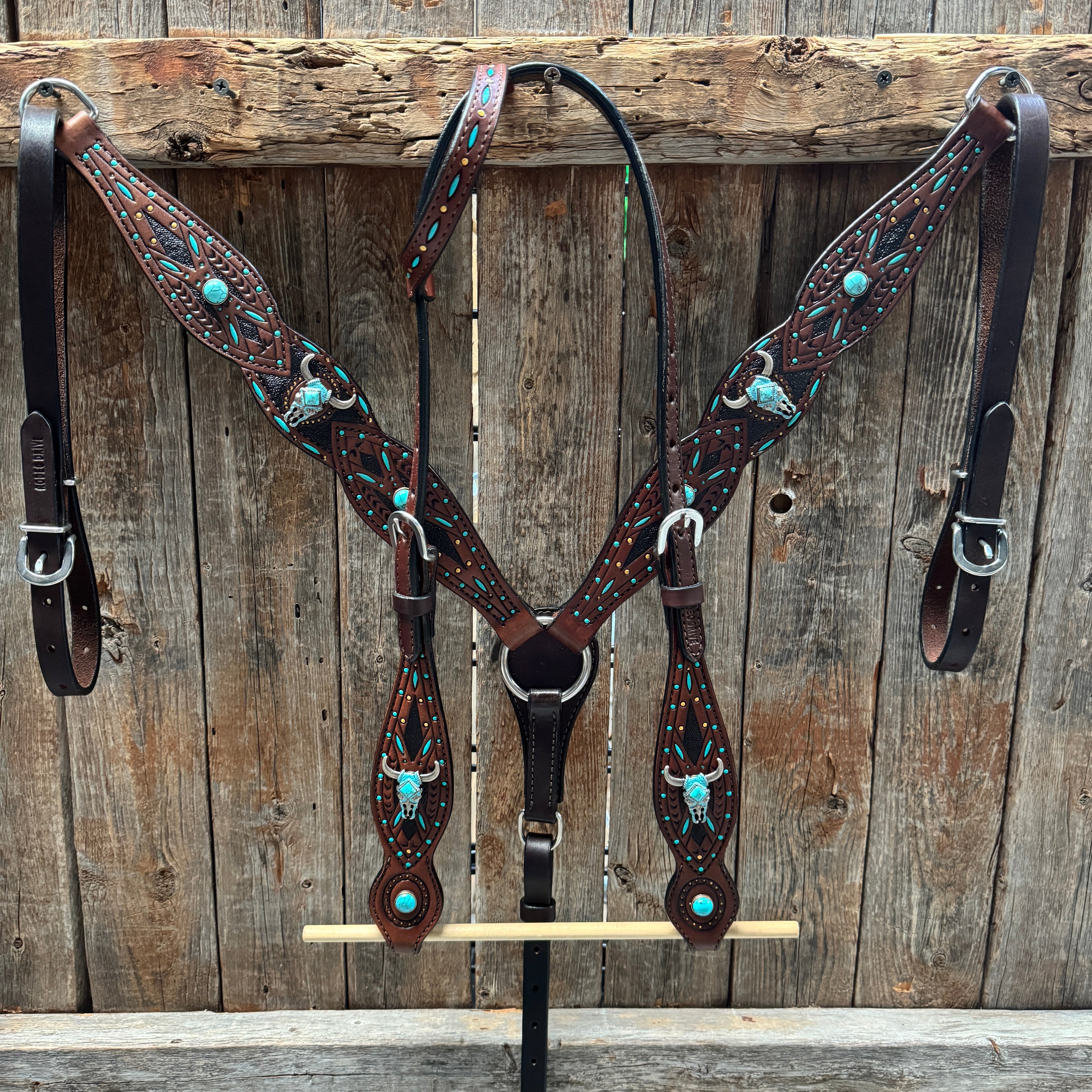 Dark Oil Hand Painted Steer Head and Turquoise Browband/One Ear and Breastcollar Tack Set #BBBC488