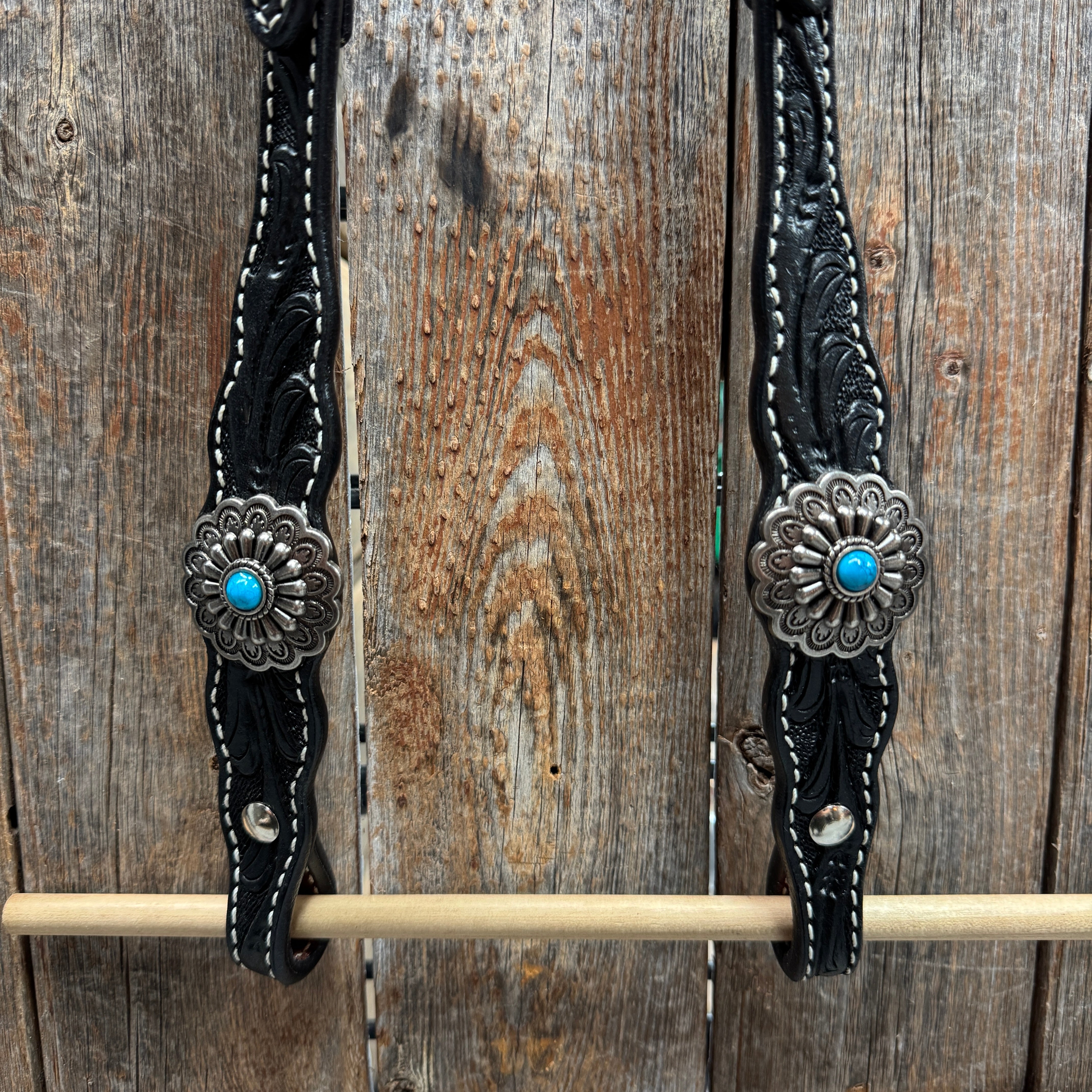 Black Floral Antique Silver Turquoise Browband/One Ear Tack Set #BBBC489