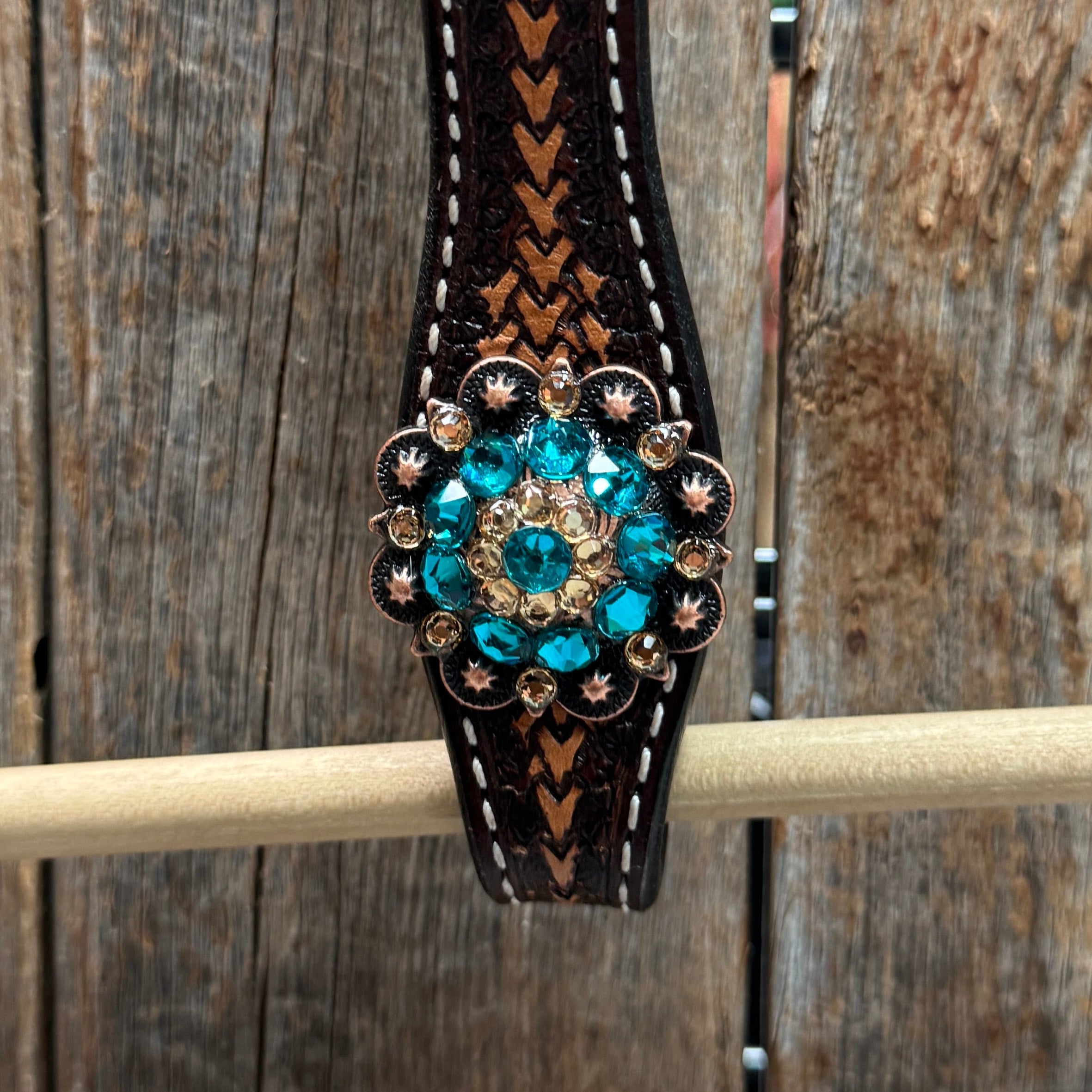 Foxtail Teal/Champagne Browband, One Ear & Breastcollar Tack Set #BBBC493