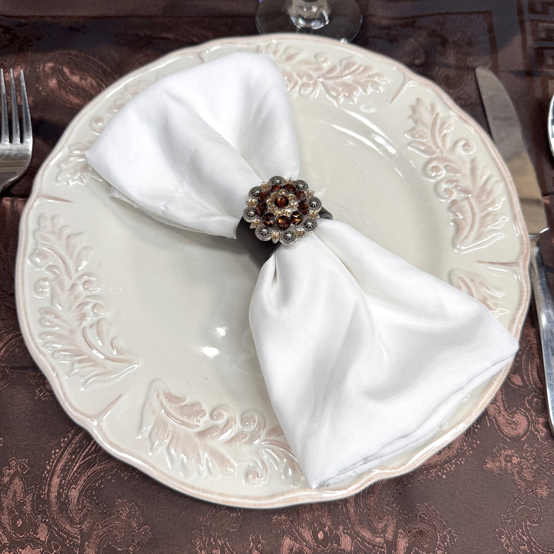 Antique Silver Topaz/Champagne Crystal Concho Napkin Ring #CNR101