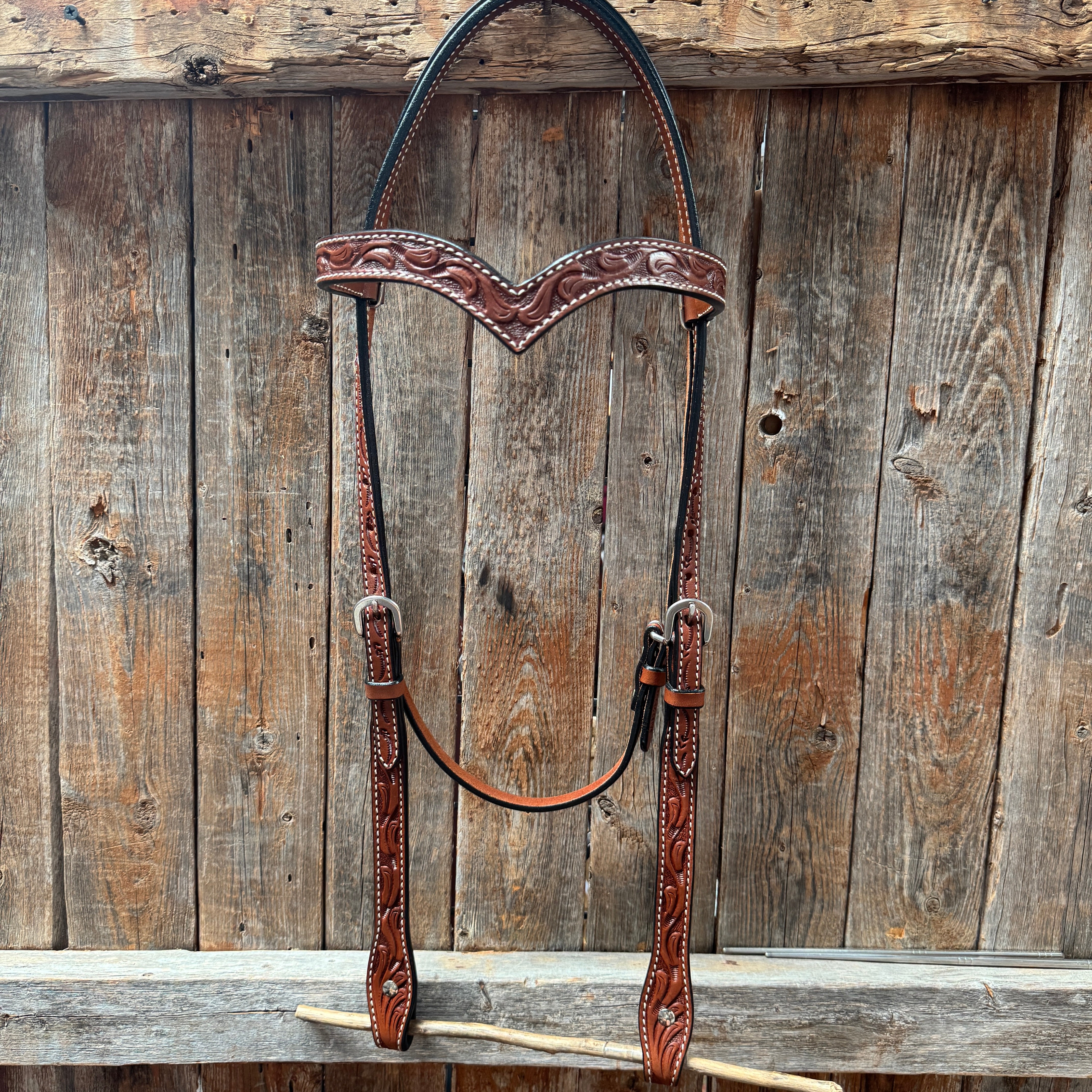 Floral V Browband Medium Oil Draft Headstall / Bridle