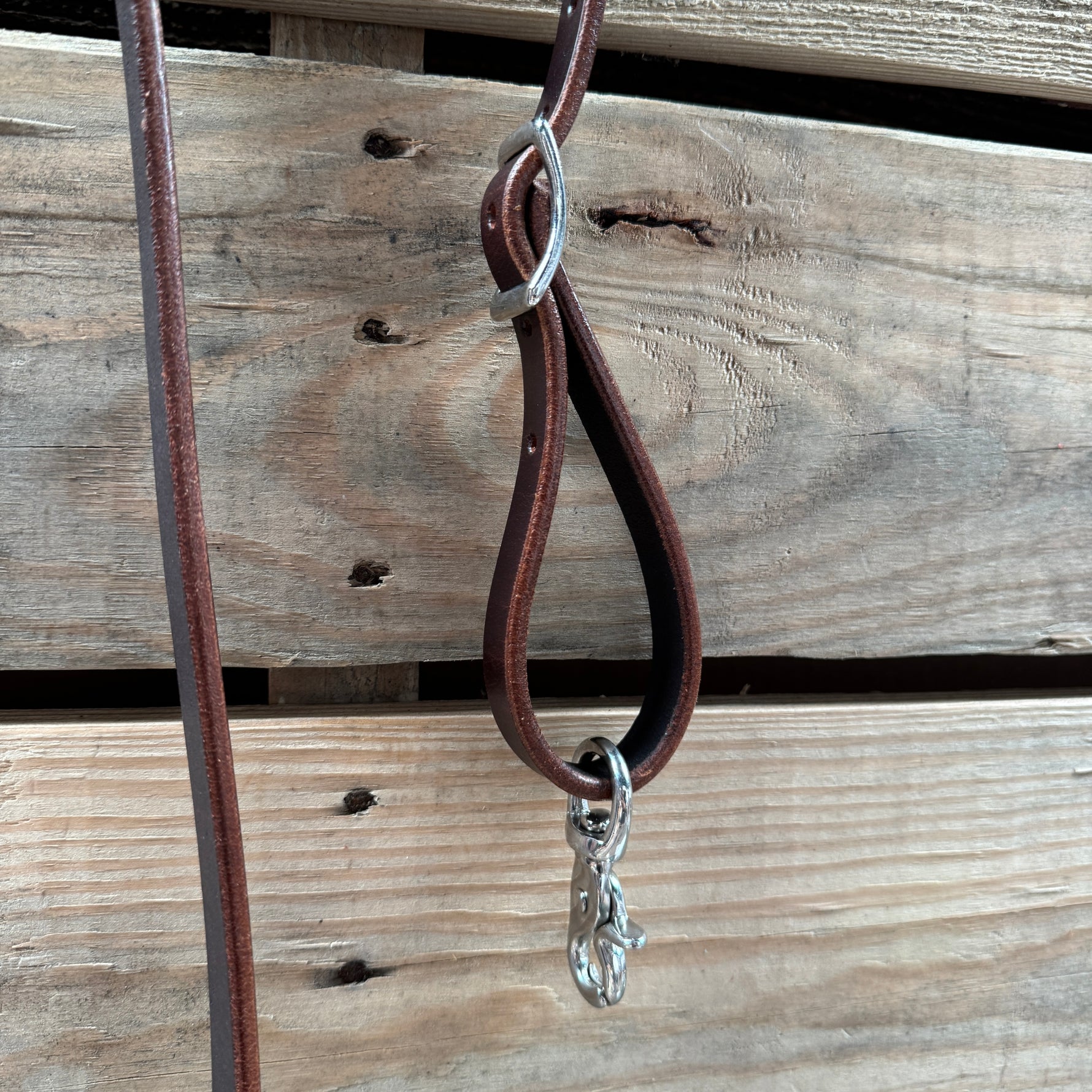 Purple Single Rope Noseband Lariat with Leather Hanger #HAN104