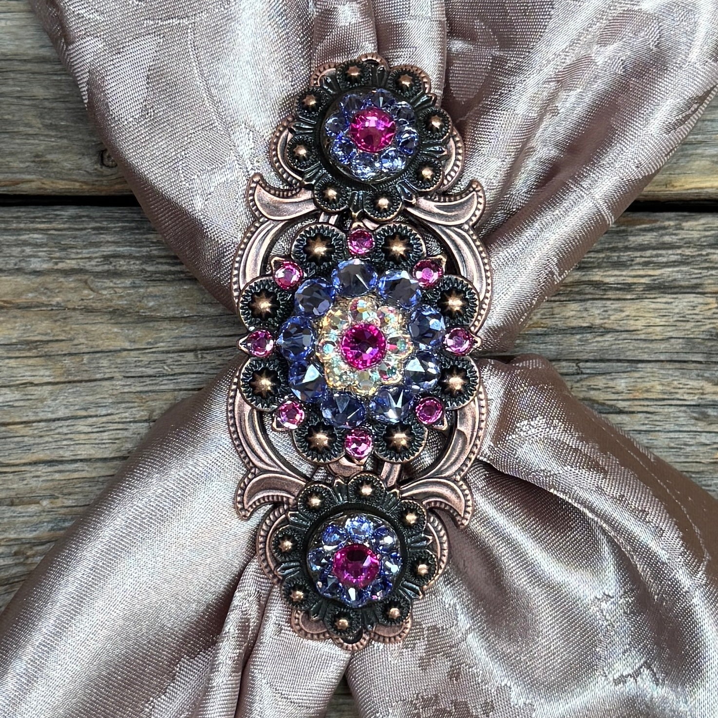Triple Crystal Concho Slide #SBCOFUABLI