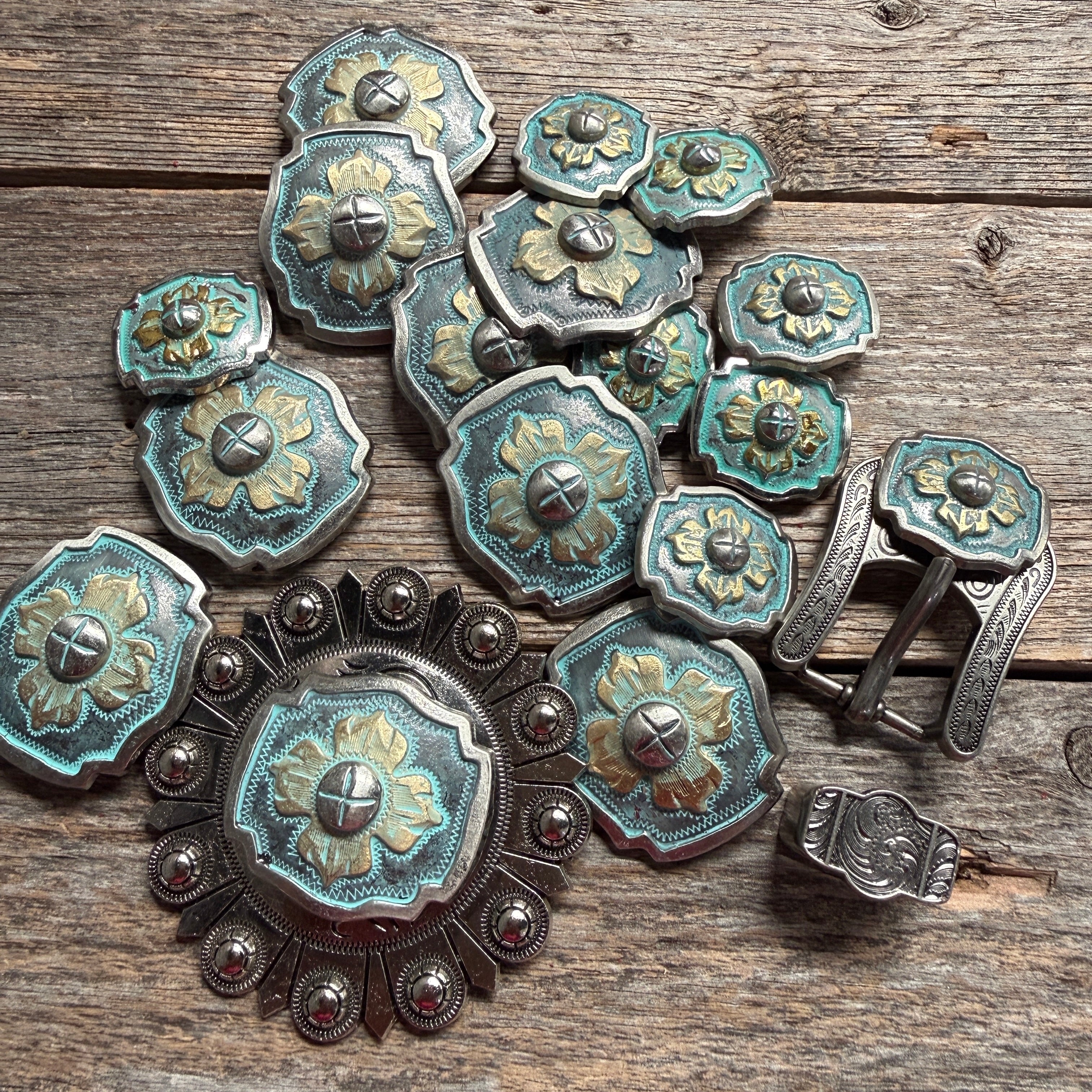 A Touch of Turquoise Western Concho W109