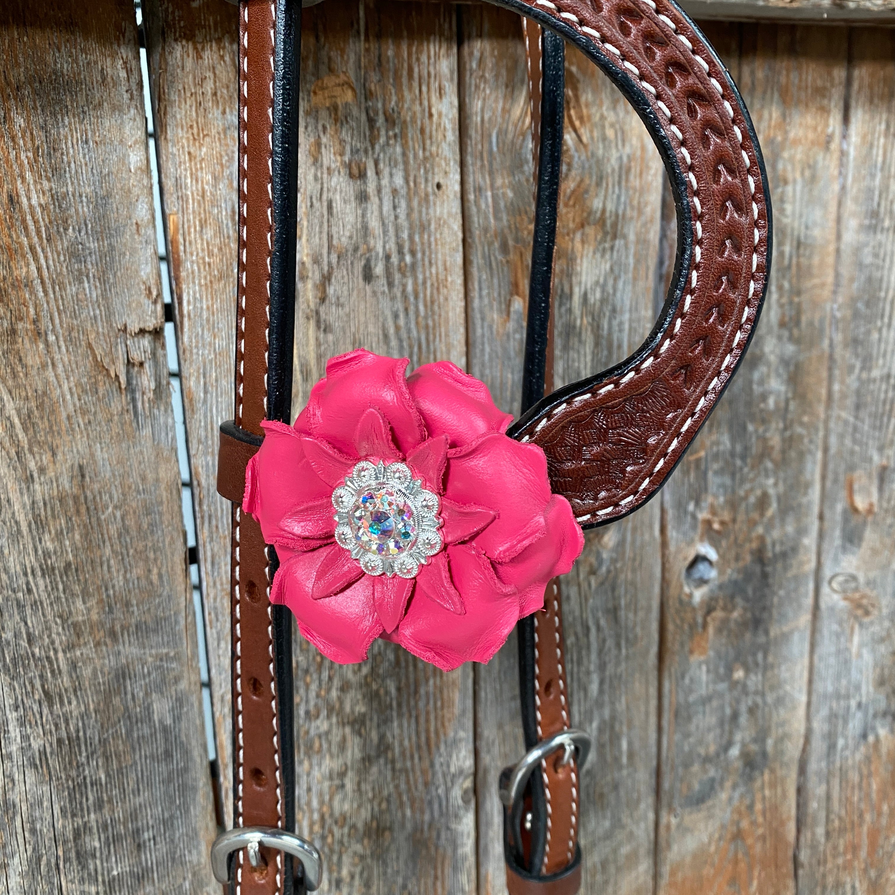 Medium Oil Basketweave Pink & AB One Ear Tack Set  #OEBC591