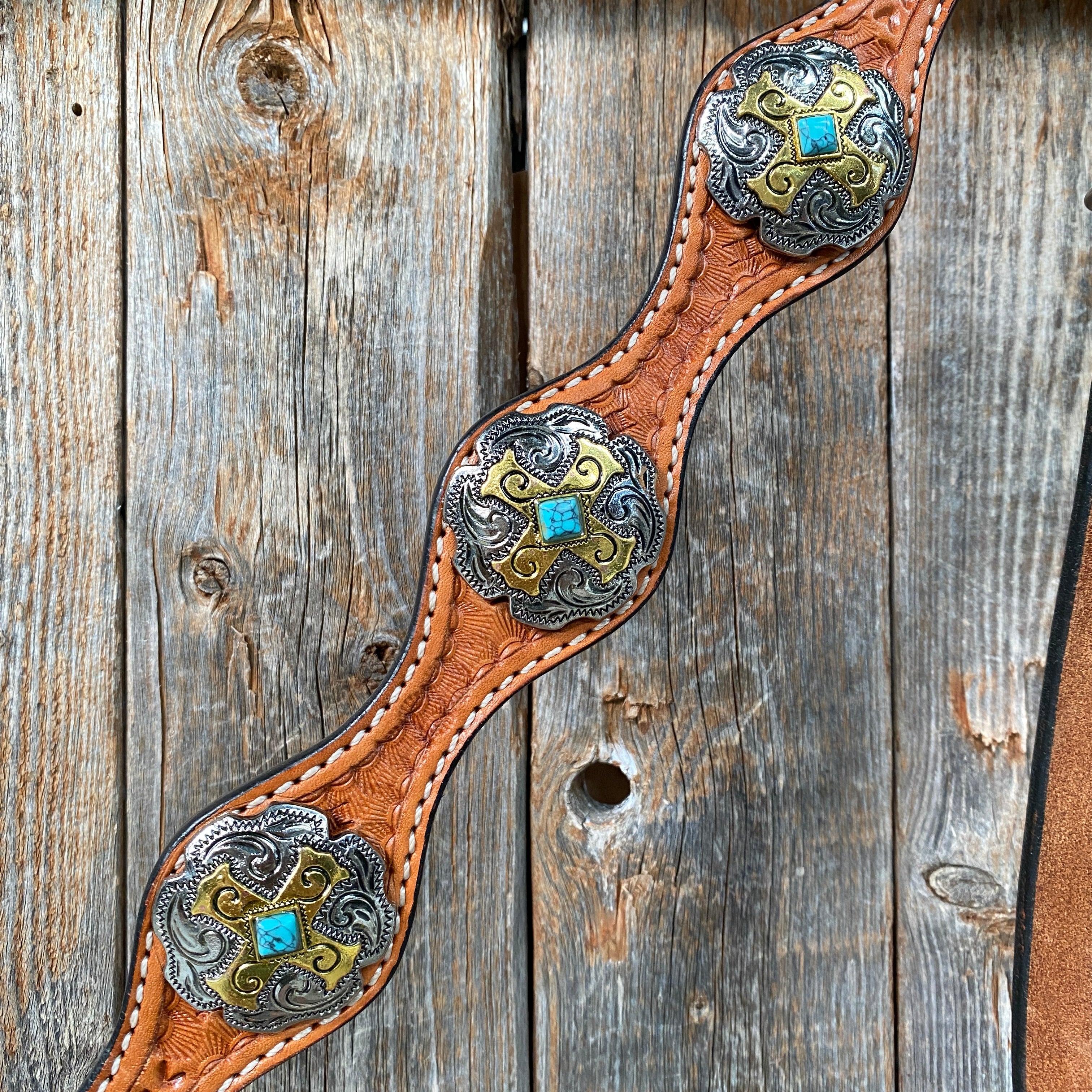 Light Oil Basketweave Turquoise and Cross One Ear Tack Set  #OEBC659