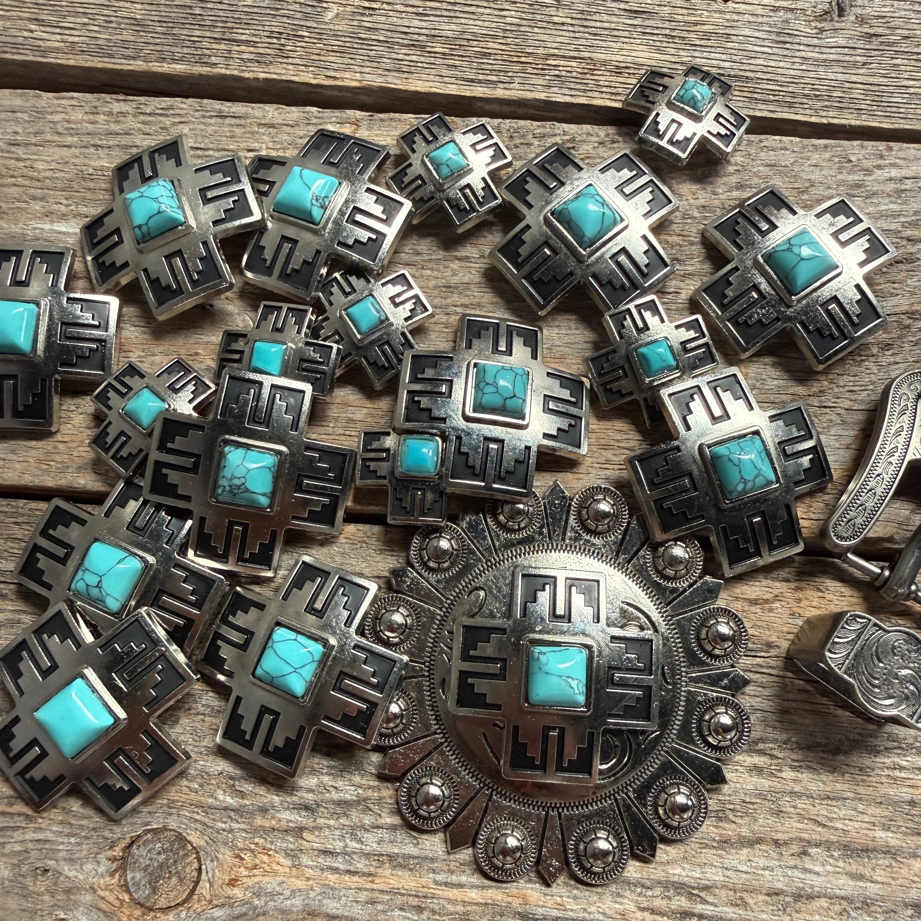 Southwest Antique Silver Turquoise Western Concho W201