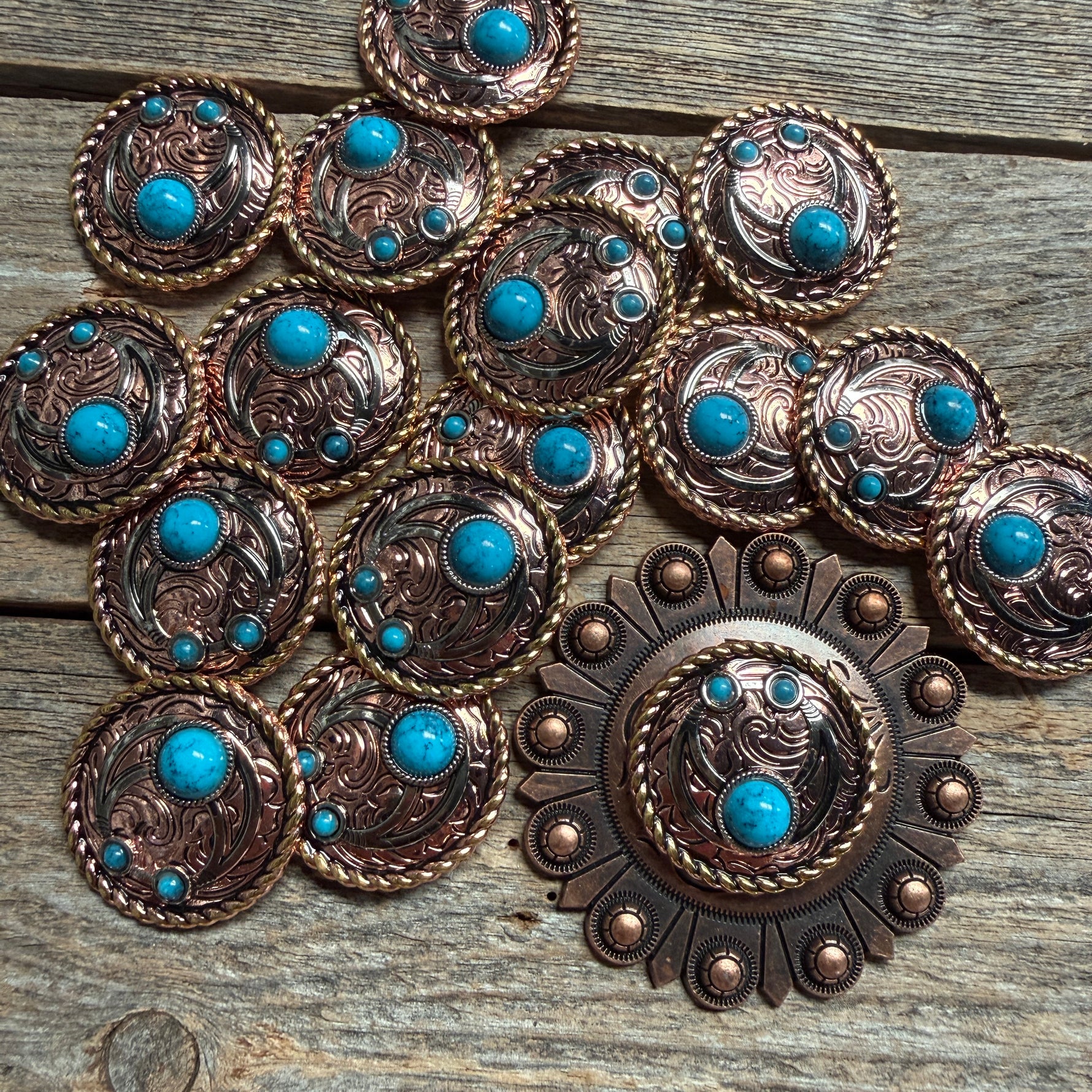 Copper Turquoise Blossom Western Concho W206