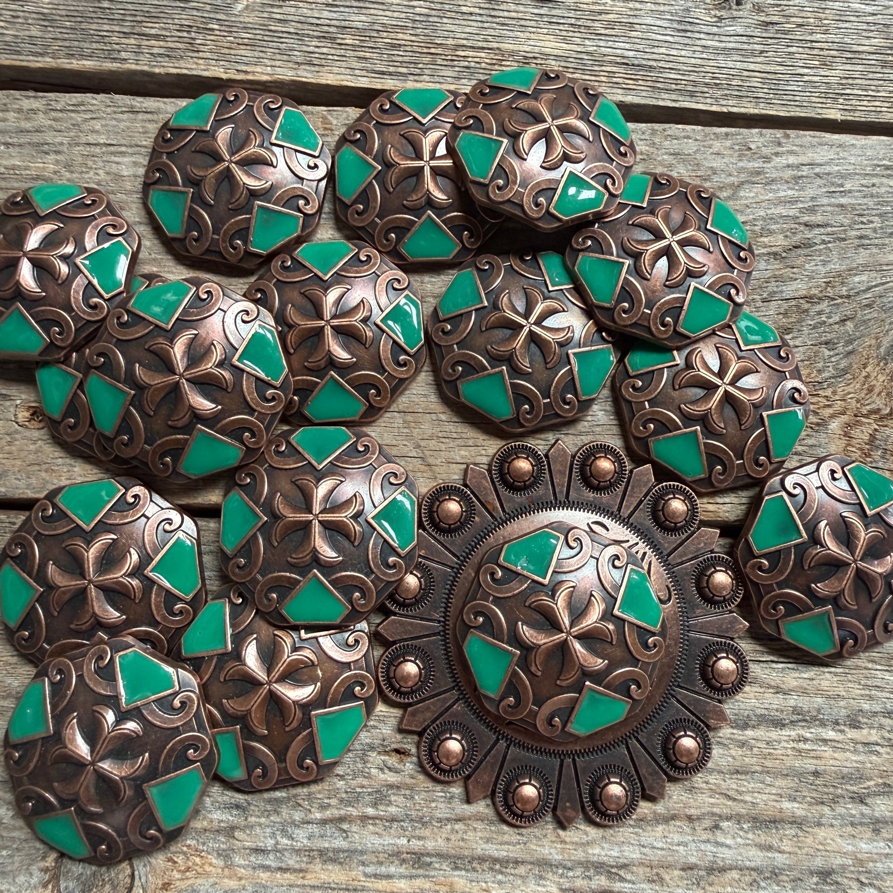 Copper Emerald Green Western Concho W209