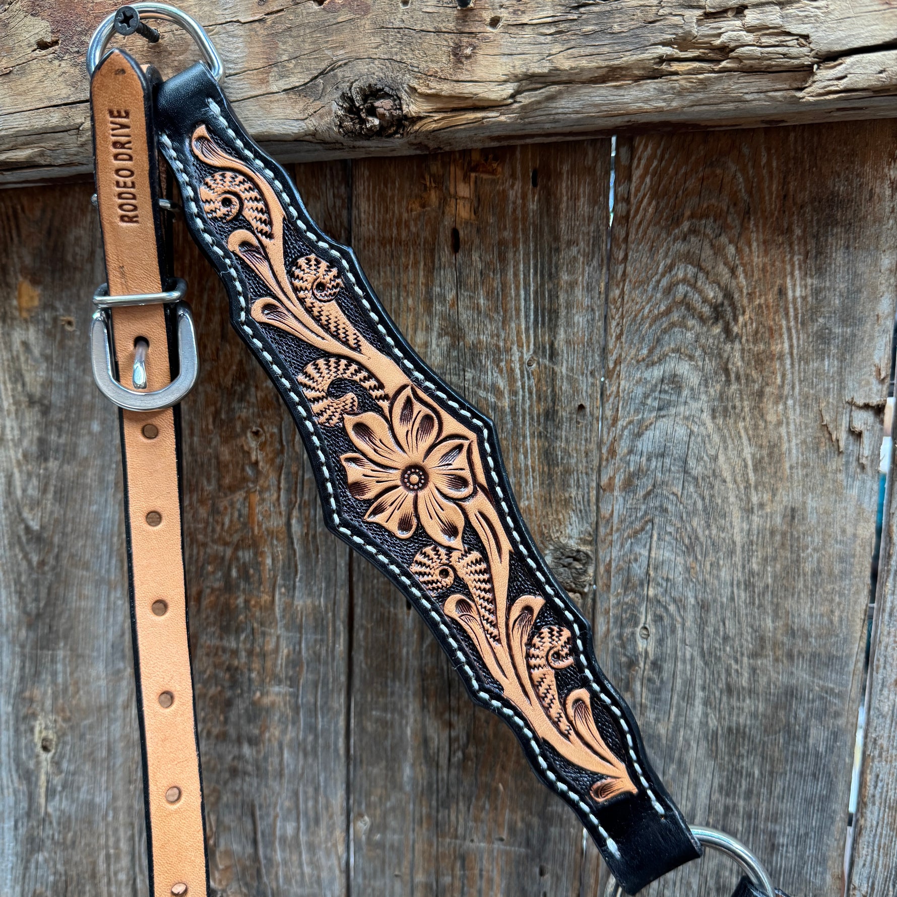 Two Tone Floral Triangle / Gladiator Browband/ One Ear Breastcollar Tack Set