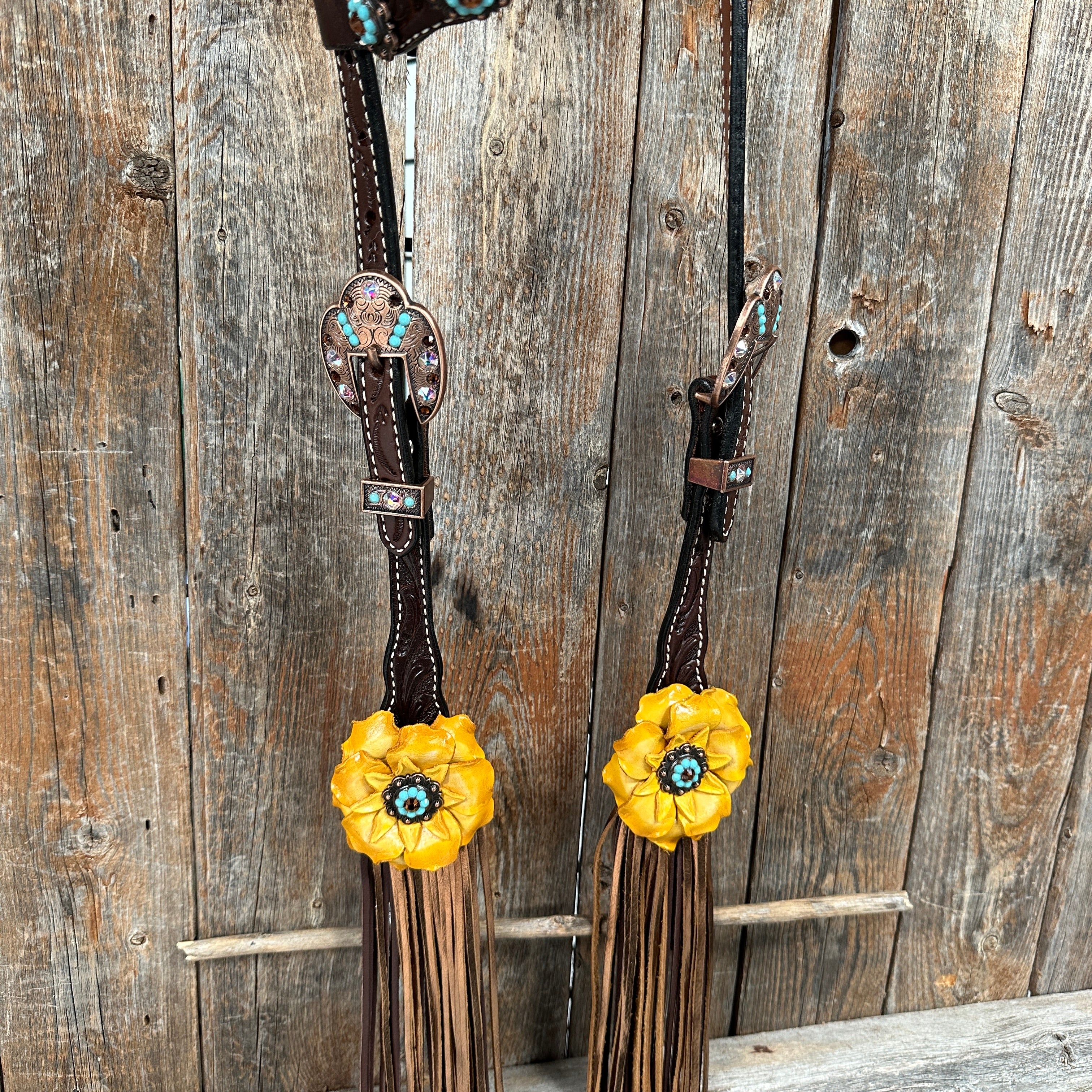 Dark Oil Floral Topaz and Turquoise One Ear/ Breastcollar Tack Set #OEBC562