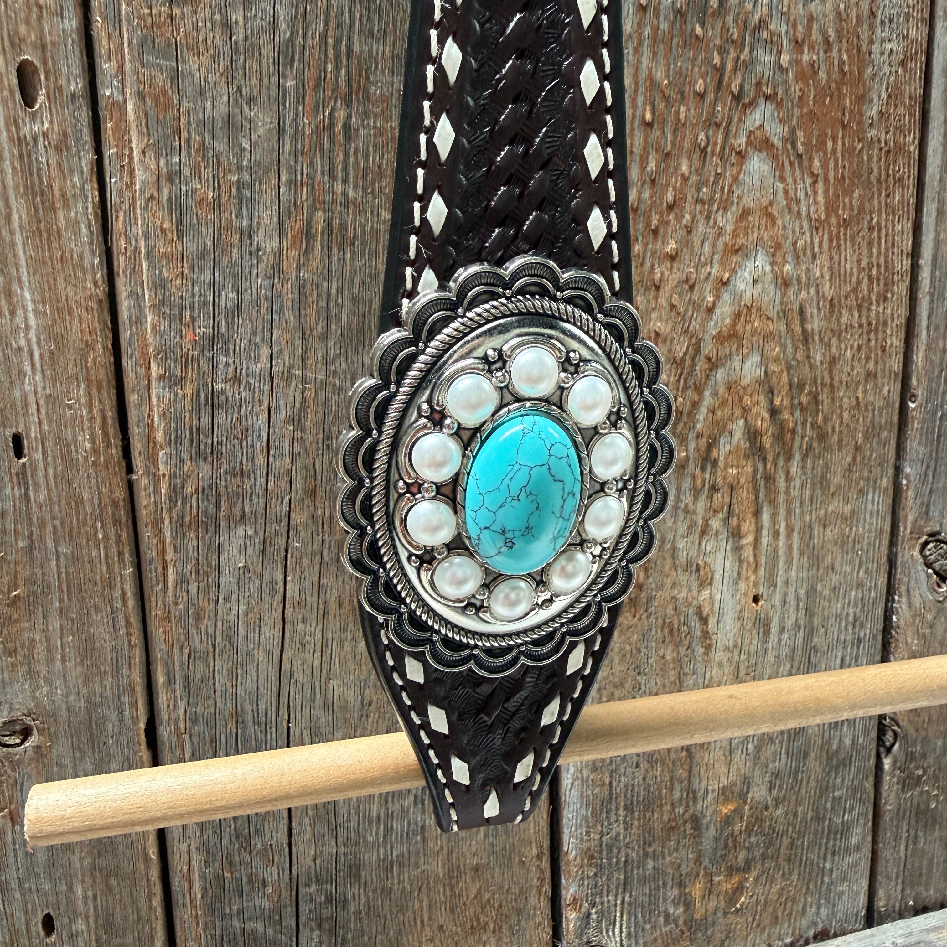 Dark Oil Buckstitch Turquoise One Ear Tack Set #OEBC527