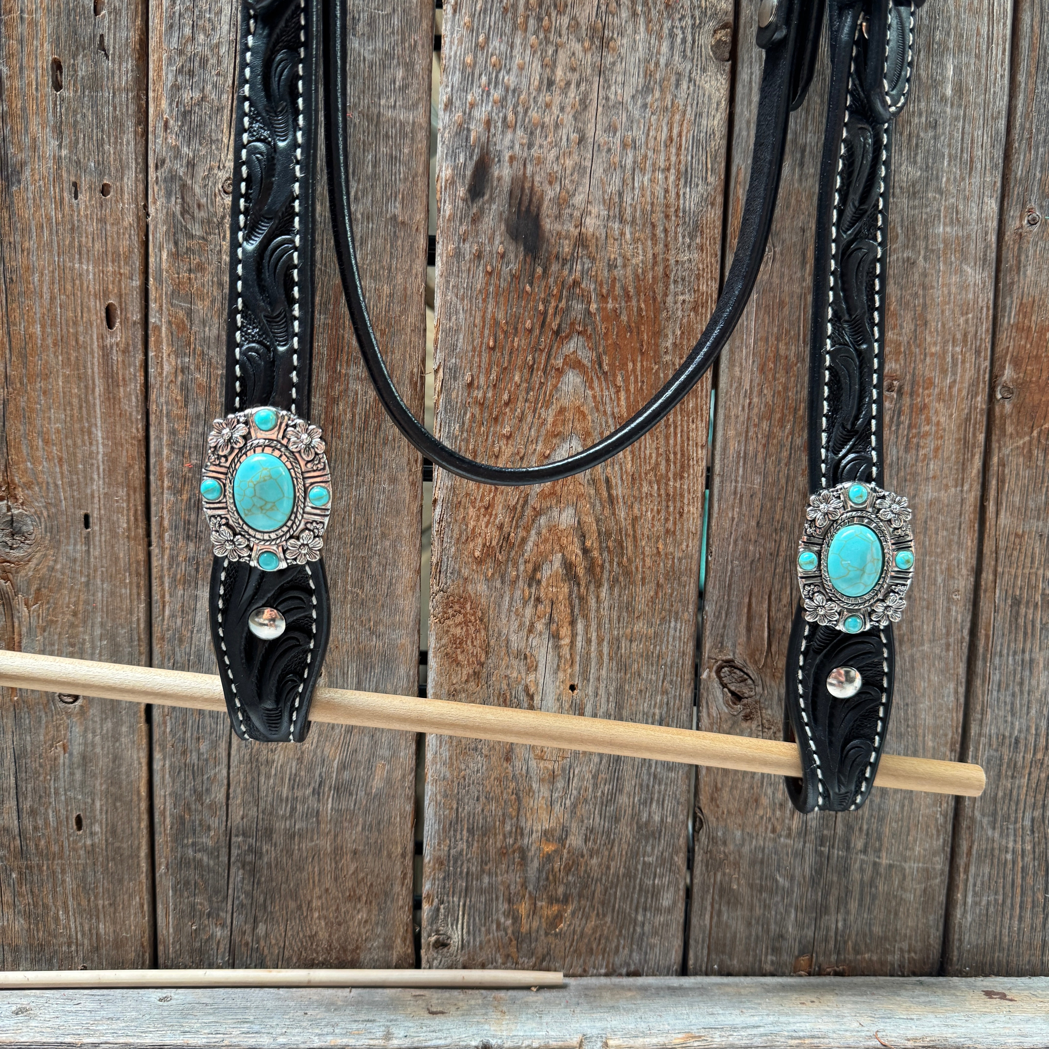 Black Leather V Brow Turquoise Browband Tack Set #BBBC526
