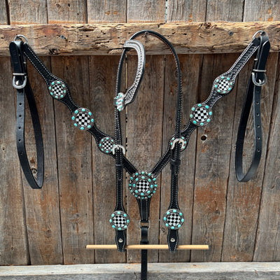 ONE EAR TACK SET