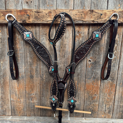 ONE EAR TACK SET