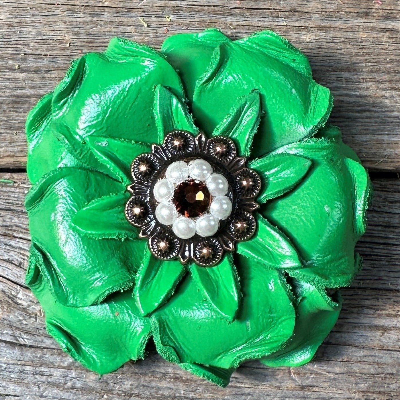Neon Green Gardenia Flower With Copper Topaz & Pearl 1" Concho