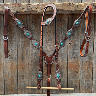ONE EAR TACK SET