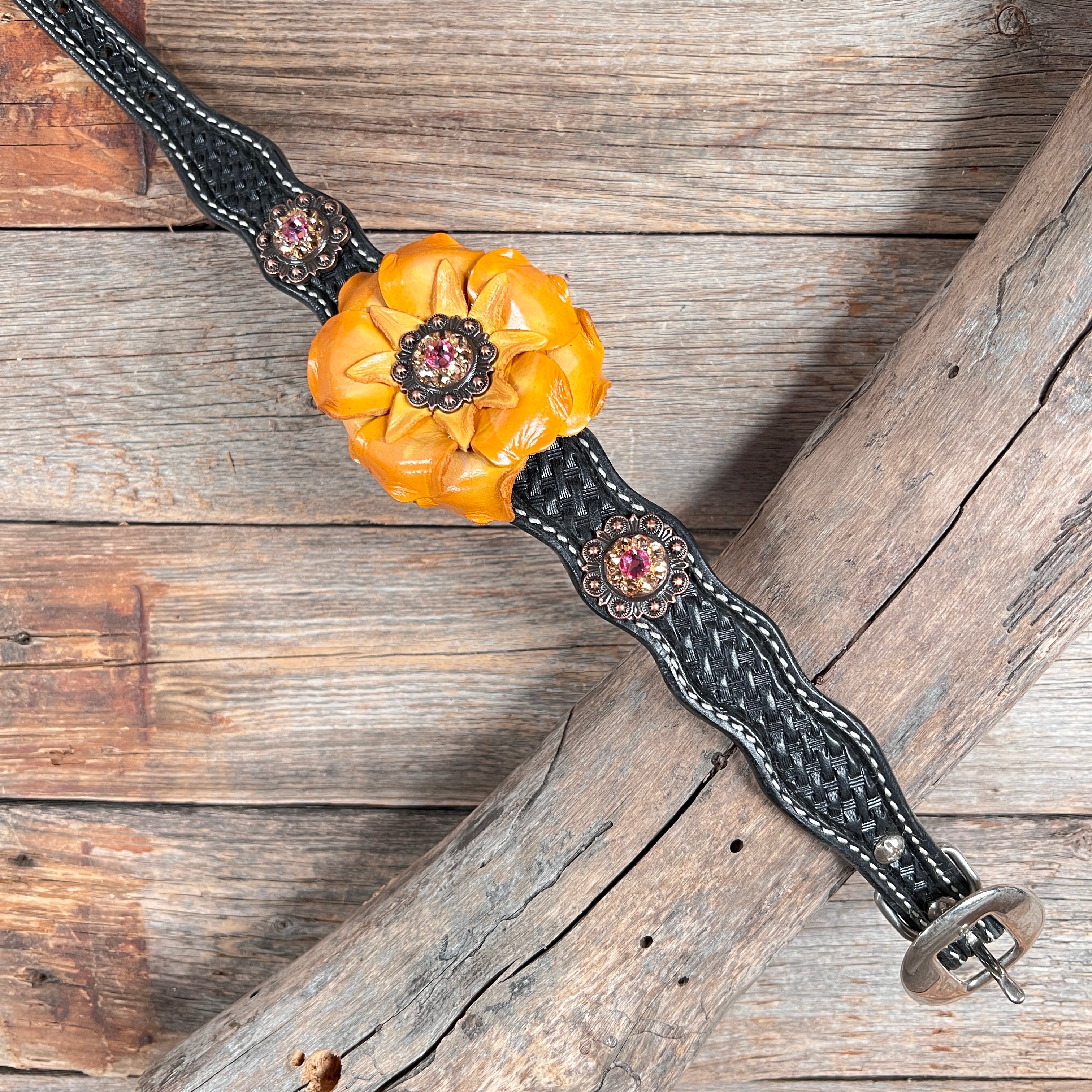 DC20 - Black Leather Dog Collar With Yellow Flower & Copper Conchos 10