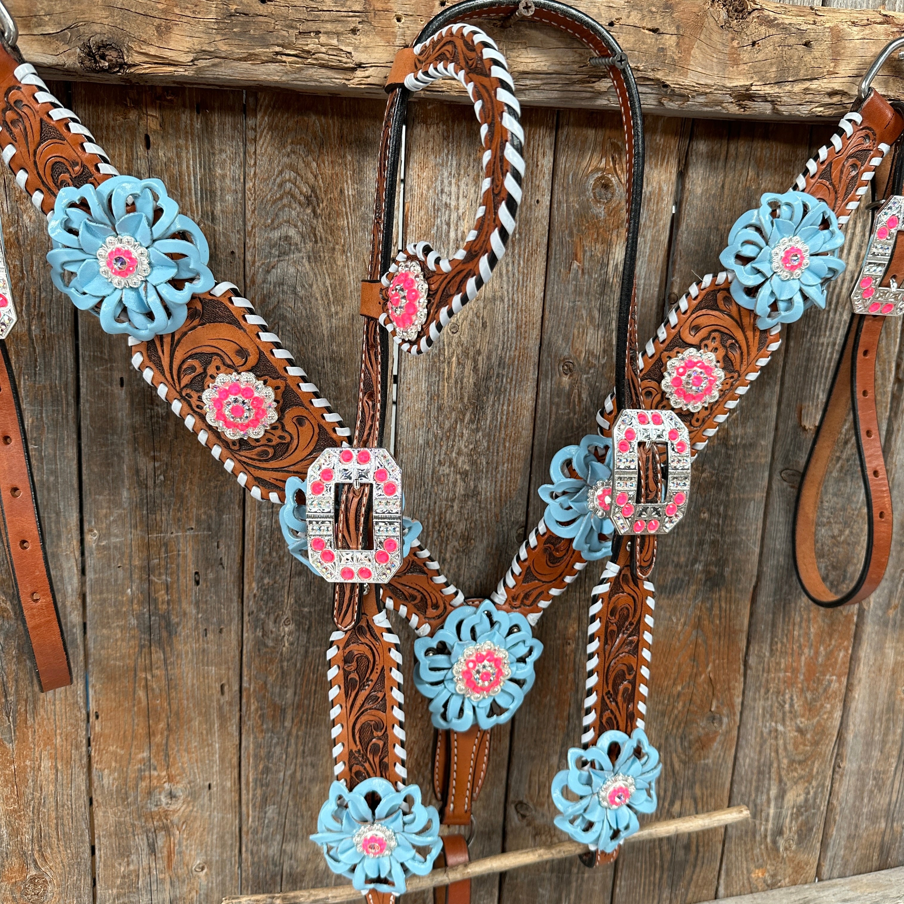 Light Oil Whipstitch Pink & Blue One Ear/ Breastcollar Tack Set #OEBC575