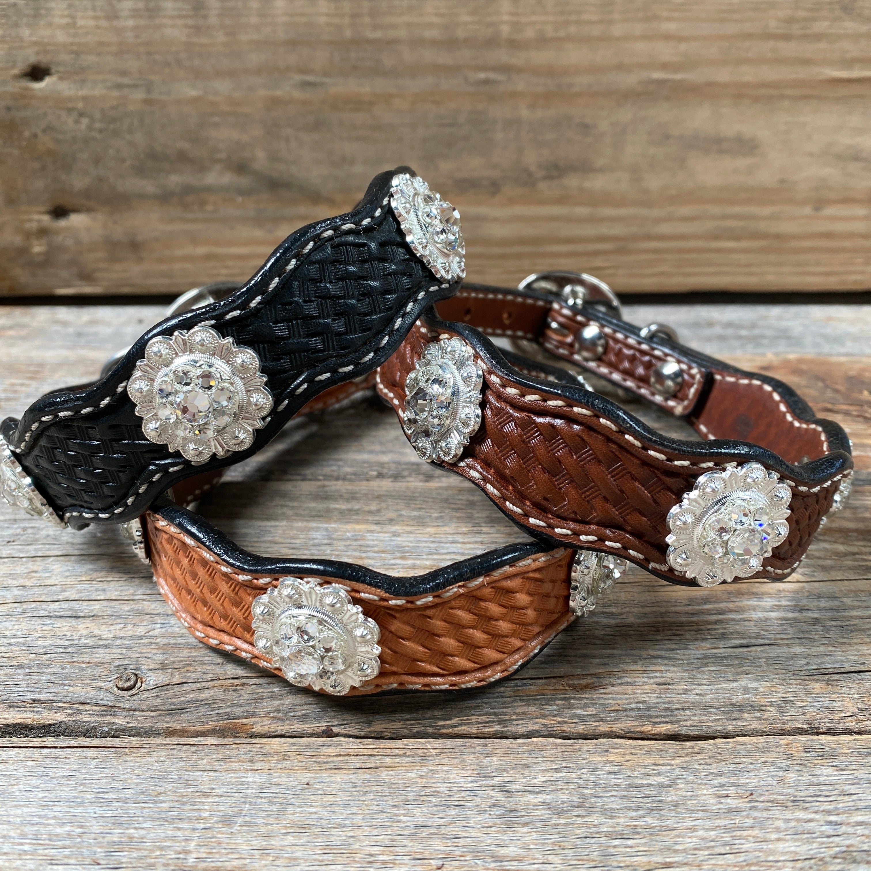 Leather Dog Collar With Bright Silver Clear Conchos 10